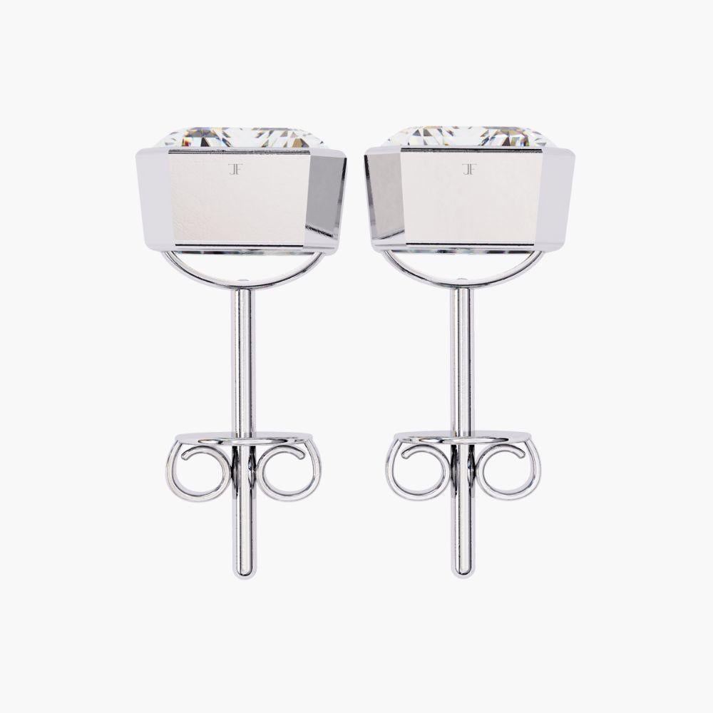 Pendientes de oro de 14 quilates con diamantes talla esmeralda de 0,55 quilates Contemporáneo en venta