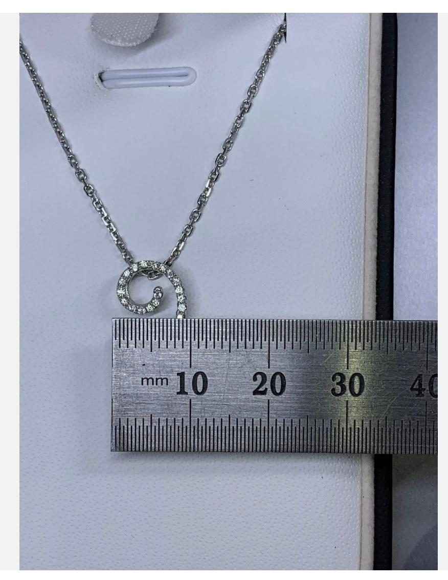 0,55 Karat Diamant-Tropfen-Halskette mit Solitär-Anhänger aus 18 Karat Weißgold im Angebot 4