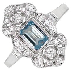 Aquamarin-Cluster-Ring mit Smaragdschliff (ca. 0,50 Karat), Platin