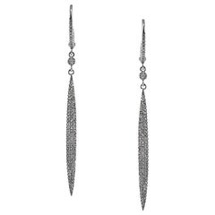 Pendientes colgantes de misil de diamantes talla redonda de 0,55 ct en oro blanco de 14k