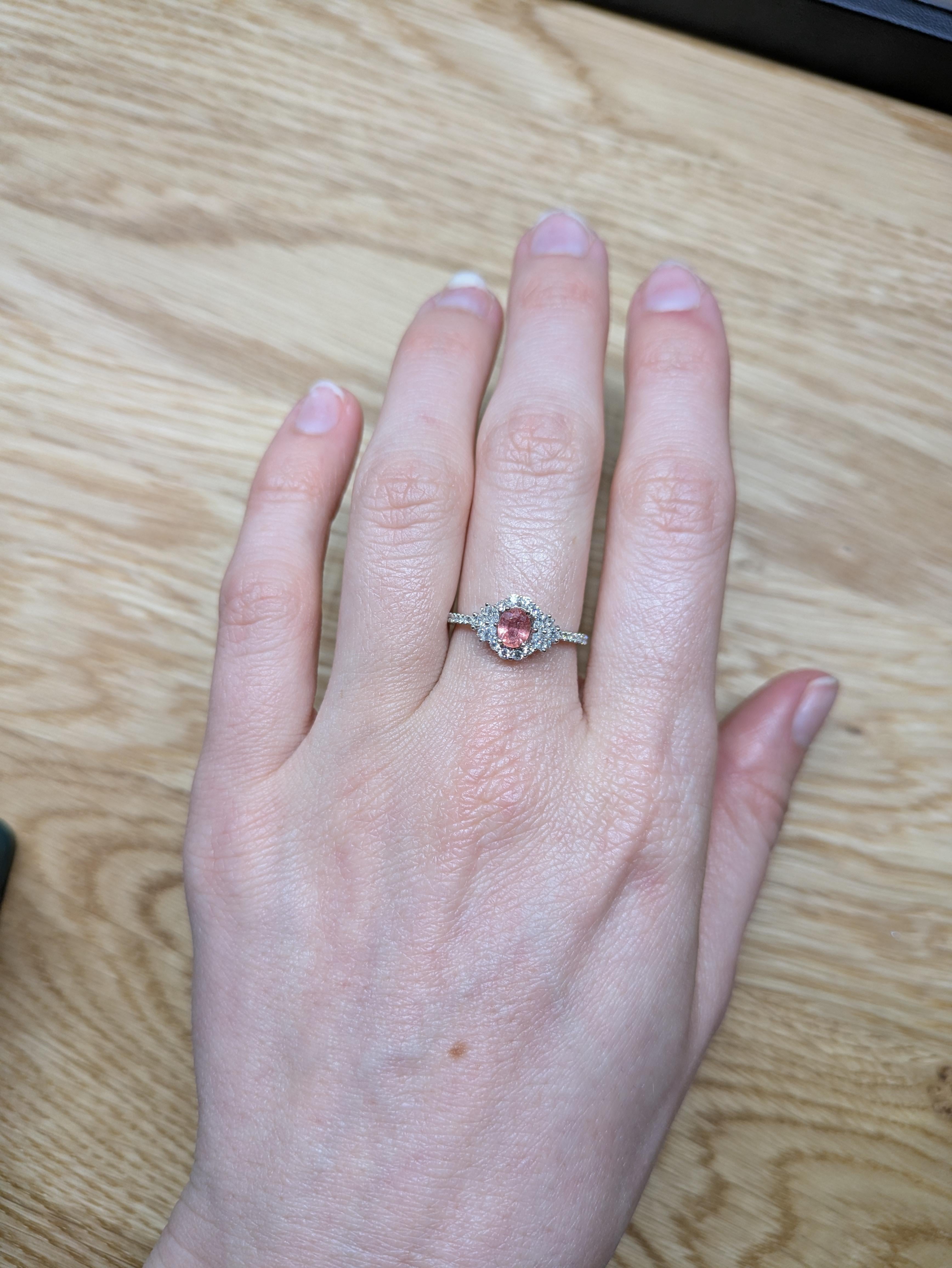 0.55cts Padparadscha Sapphire Diamond Ring in 14K White Gold  Oval 5x4mm For Sale 2