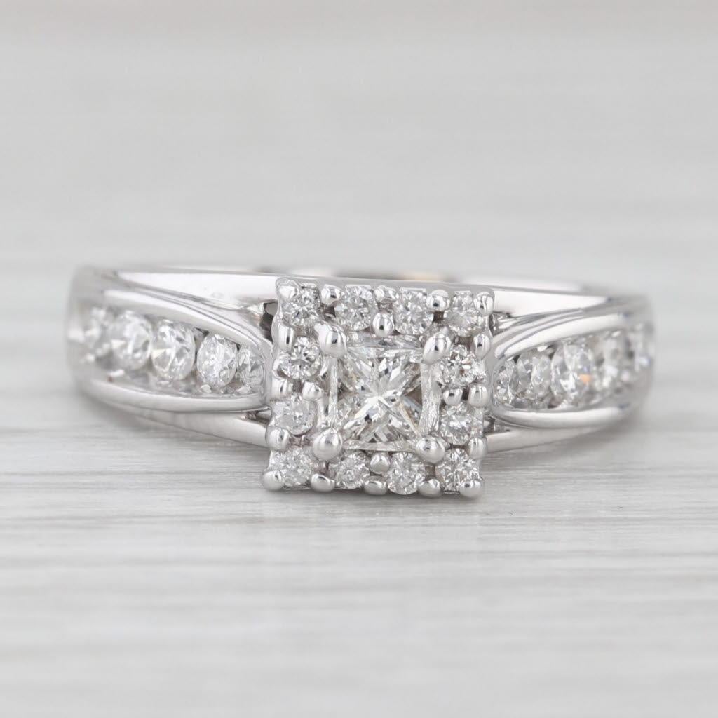 Anello di fidanzamento a forma di aureola con diamante da 0,55 ct. in oro bianco 14k, misura 5,5, fascia da cattedrale In condizioni buone in vendita a McLeansville, NC