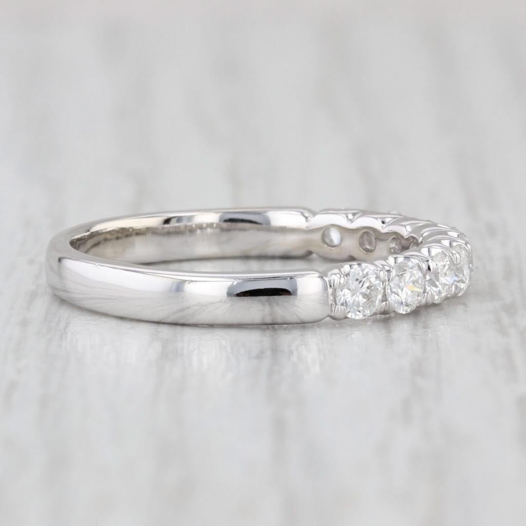 da uomo o donna Fascia nuziale con diamante da 0,55 ct. in oro bianco 14 carati Impilabile per Anniversario in vendita