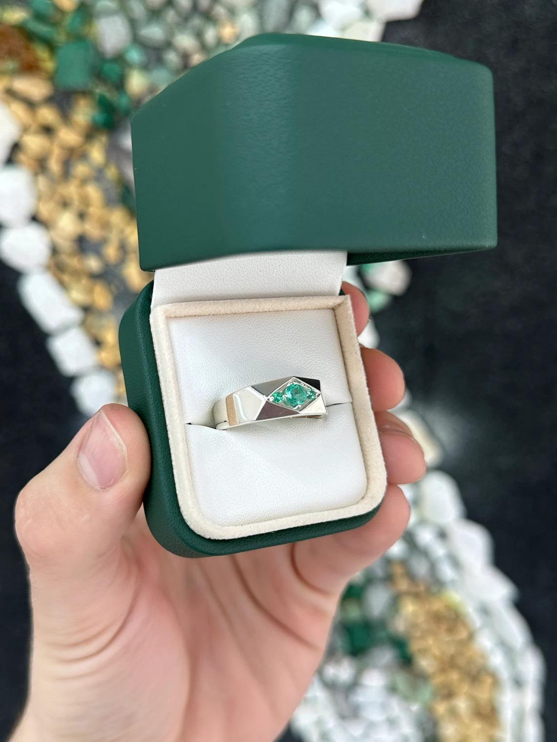 0.55tcw SS Three Stone Geometric Contemporary Round Emeralds Men's Silver Ring For Sale 3
