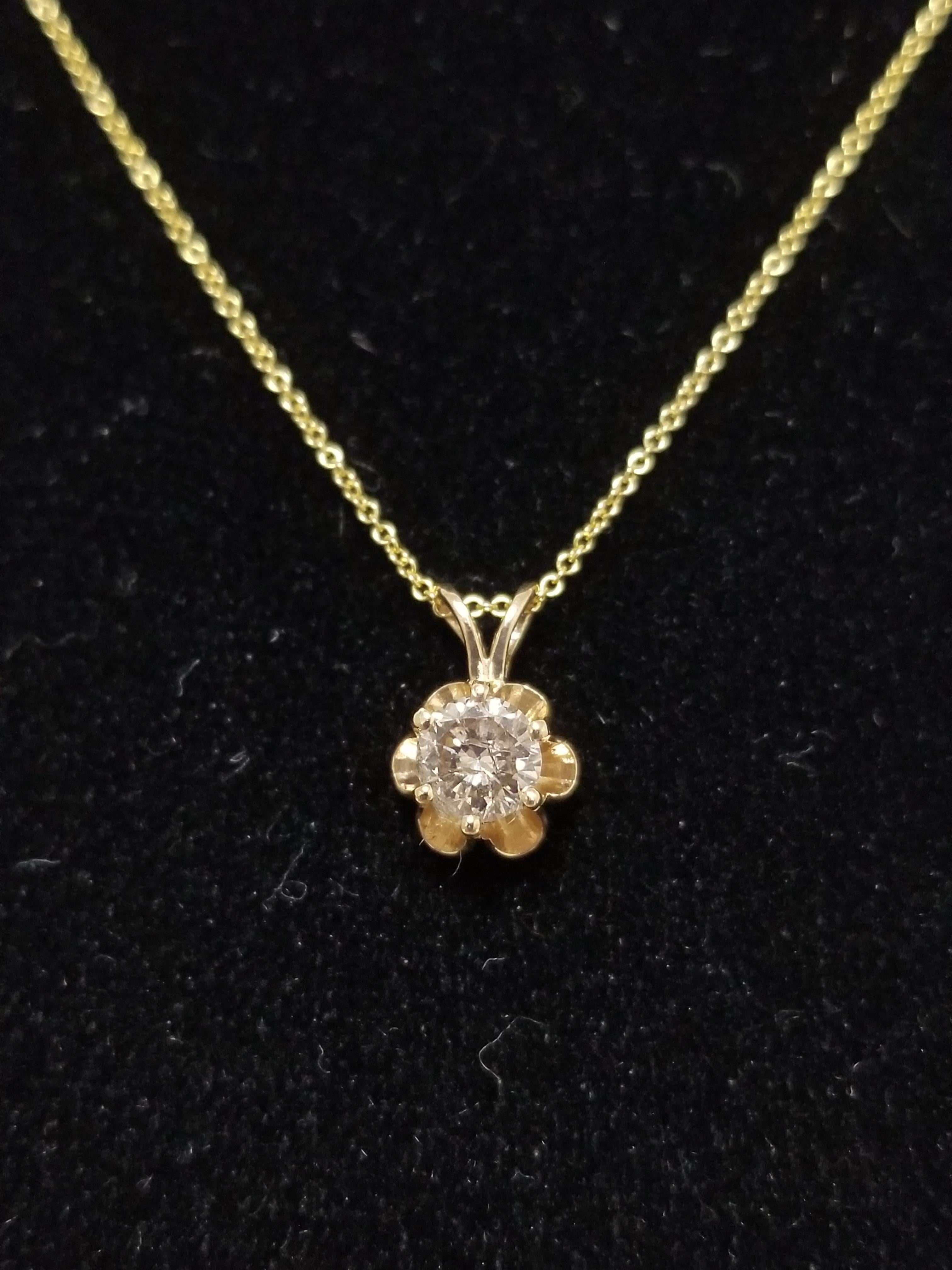 buttercup diamond necklace