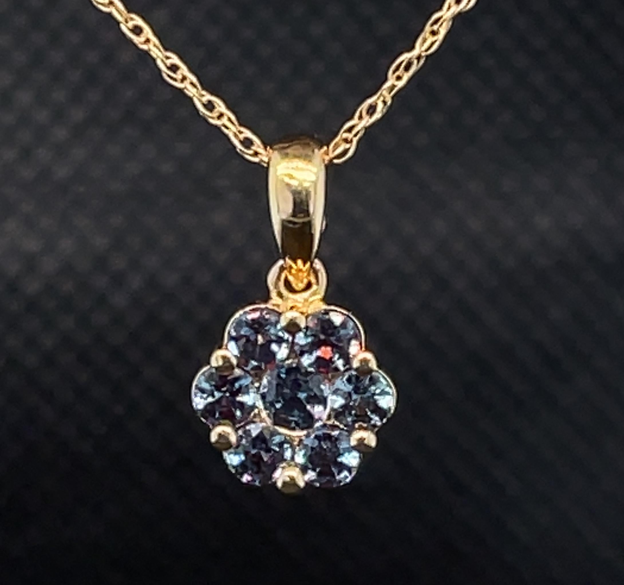Alexandrite Floral Cluster Pendant Necklace, .57 Carat Total in 14k Yellow Gold  For Sale 1