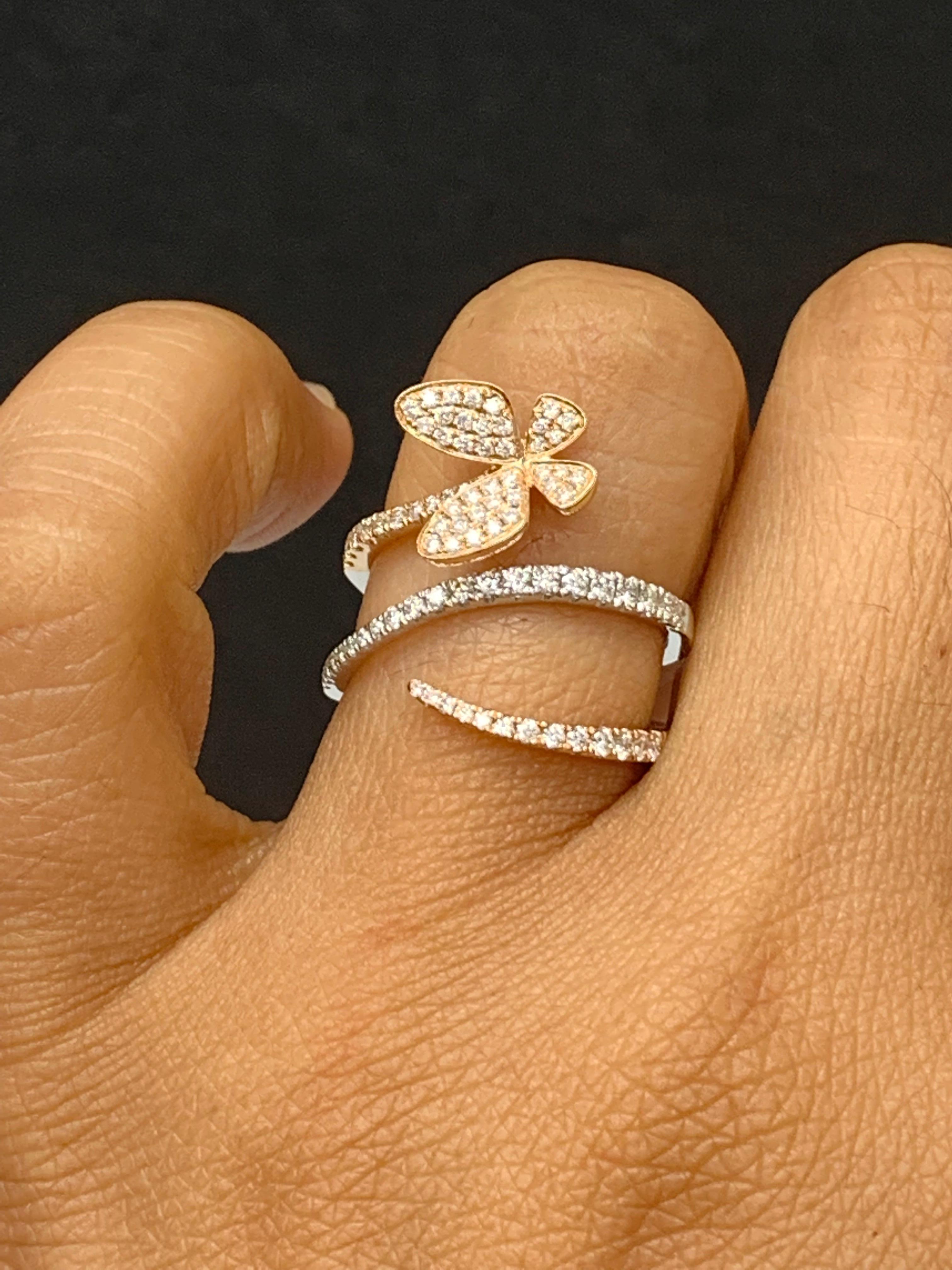 0.57 Carat Brilliant Cut Diamond Butterfly Ring in 18K Mixed Gold For Sale 4