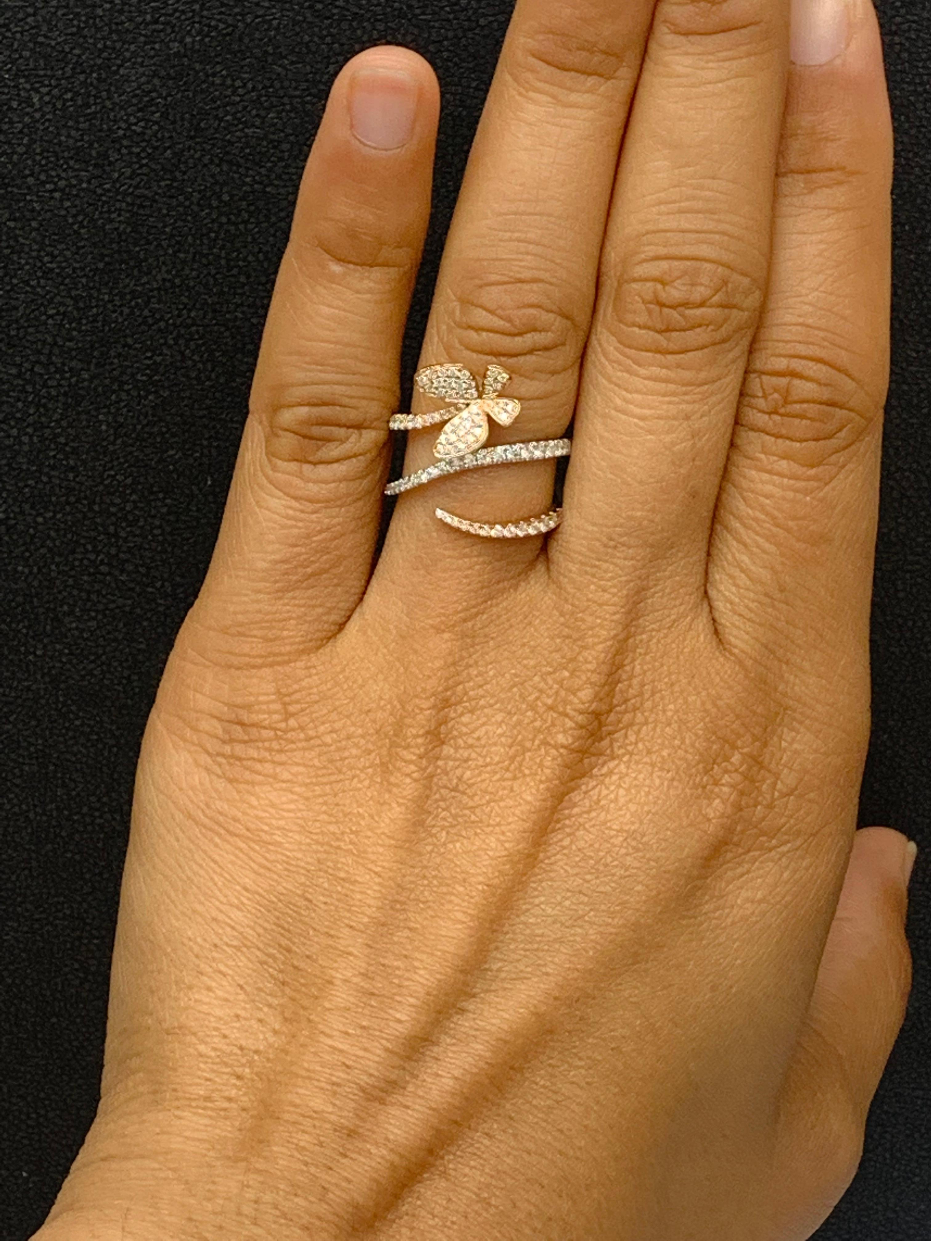 0.57 Carat Brilliant Cut Diamond Butterfly Ring in 18K Mixed Gold For Sale 2