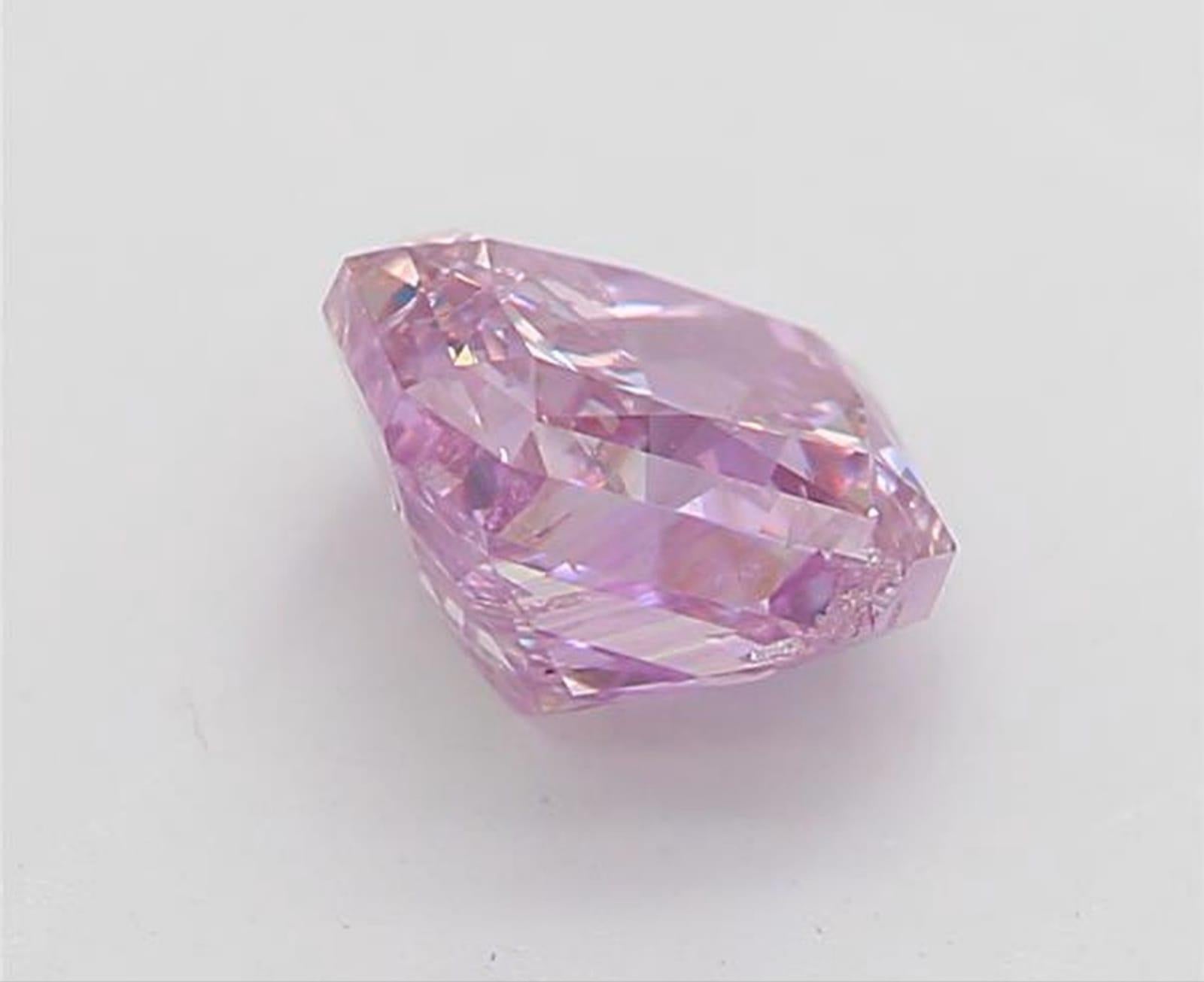 0,57 Karat Fancy Lila Rosa Strahlenschliff Diamant I2 Reinheit GIA zertifiziert im Zustand „Neu“ im Angebot in Kowloon, HK