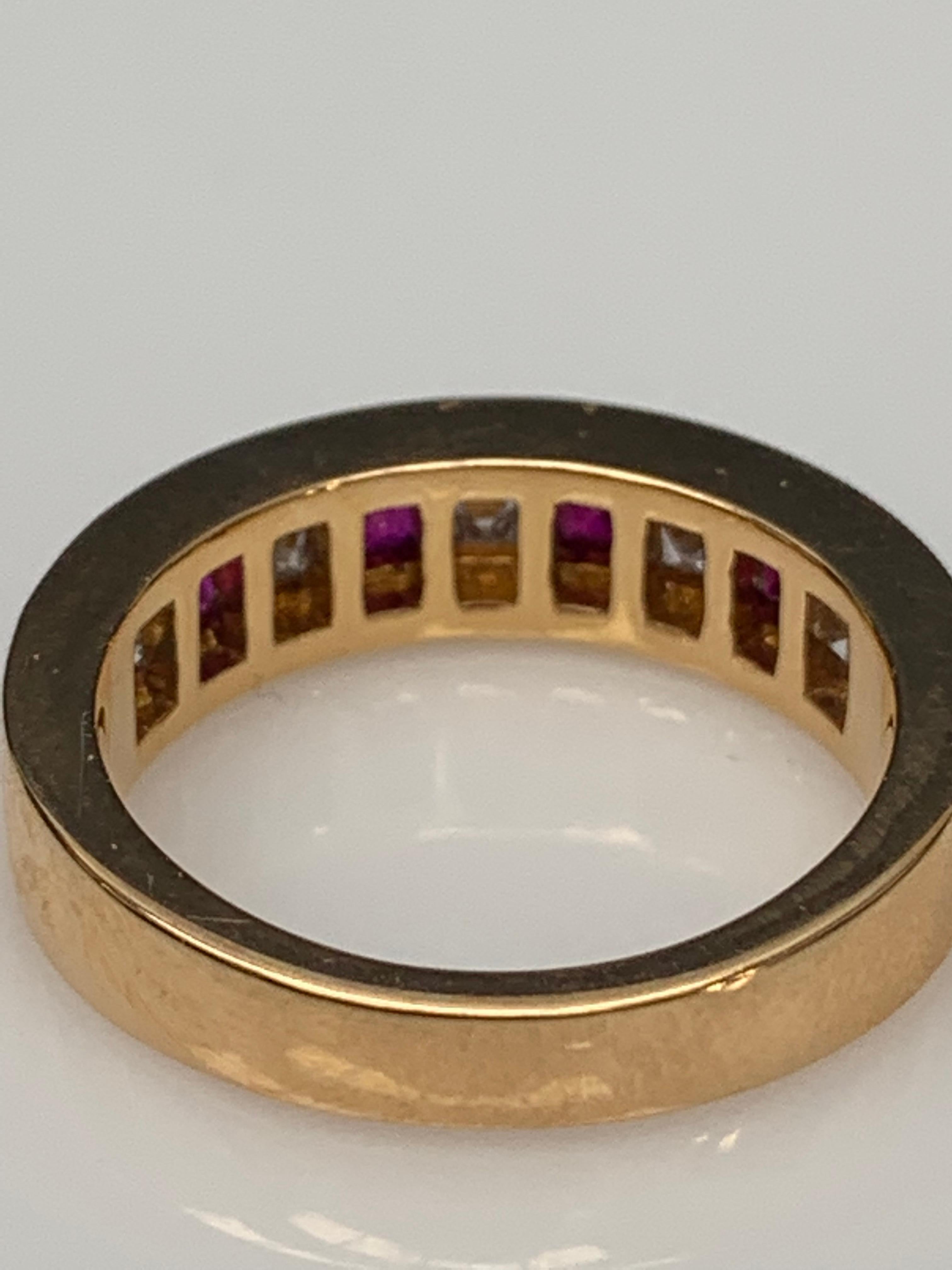 Bracelet en or rose 18 carats avec diamants et rubis taille princesse de 0,57 carat Neuf - En vente à NEW YORK, NY