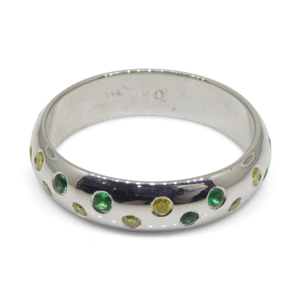 0.57ct Yellow Diamond & Emerald Starry Night Wedding Ring set in 14k White Gold In New Condition For Sale In Toronto, Ontario