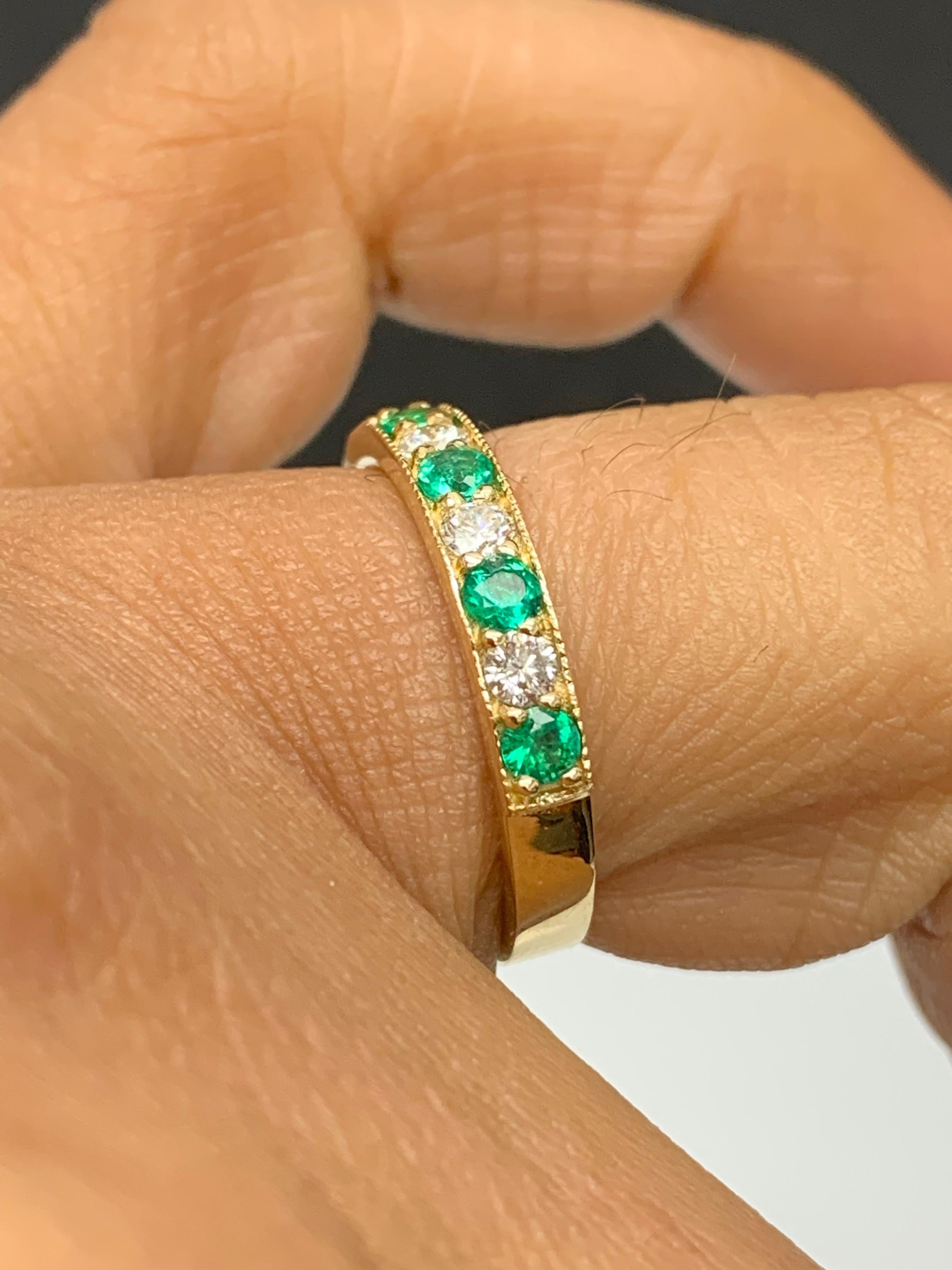 0.58 Carat Brilliant Cut Emerald and Diamond Band in 14K Yellow Gold In New Condition For Sale In NEW YORK, NY
