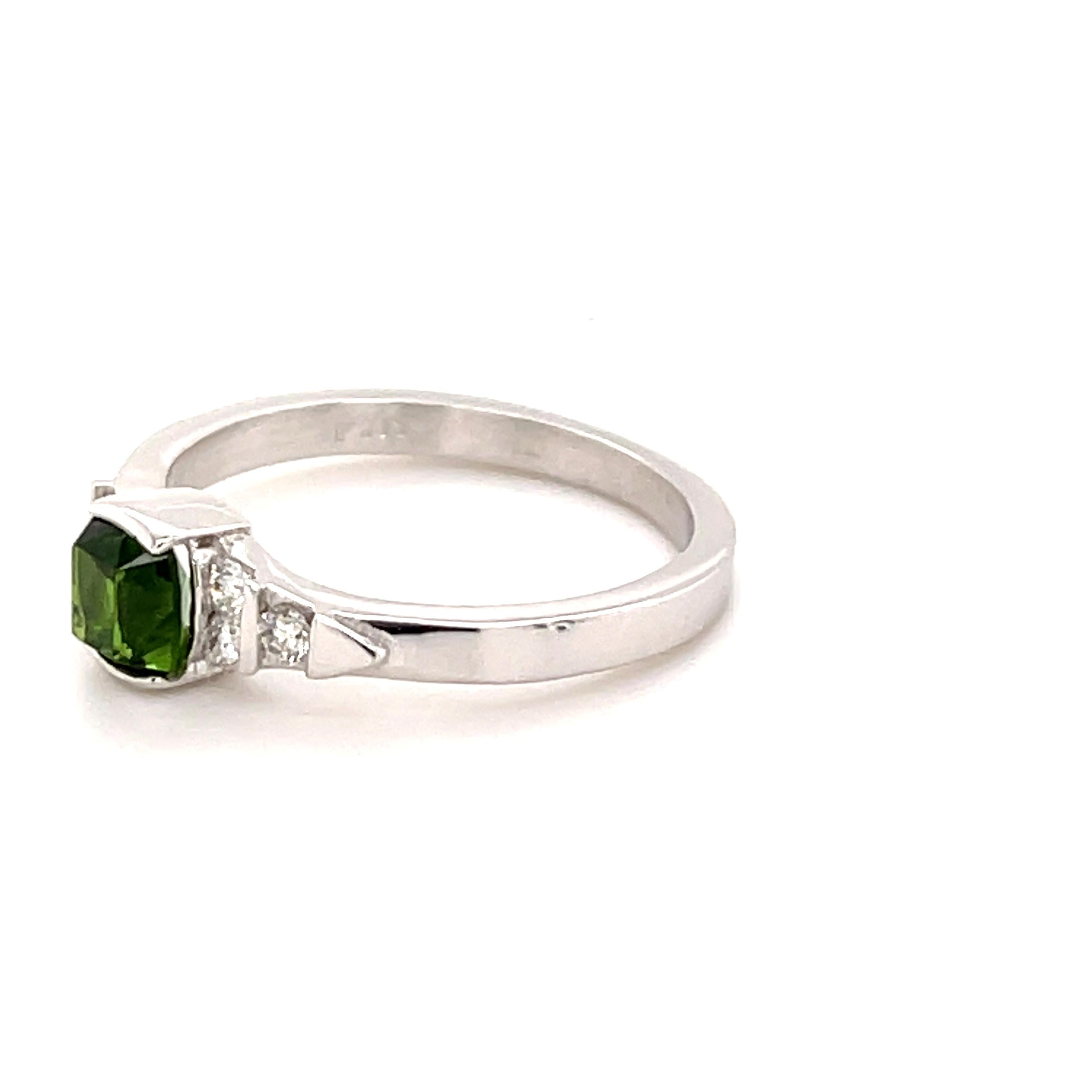 0.58 Carat Chrome Tourmaline and Diamond Gold Ring In New Condition In Tucson, AZ