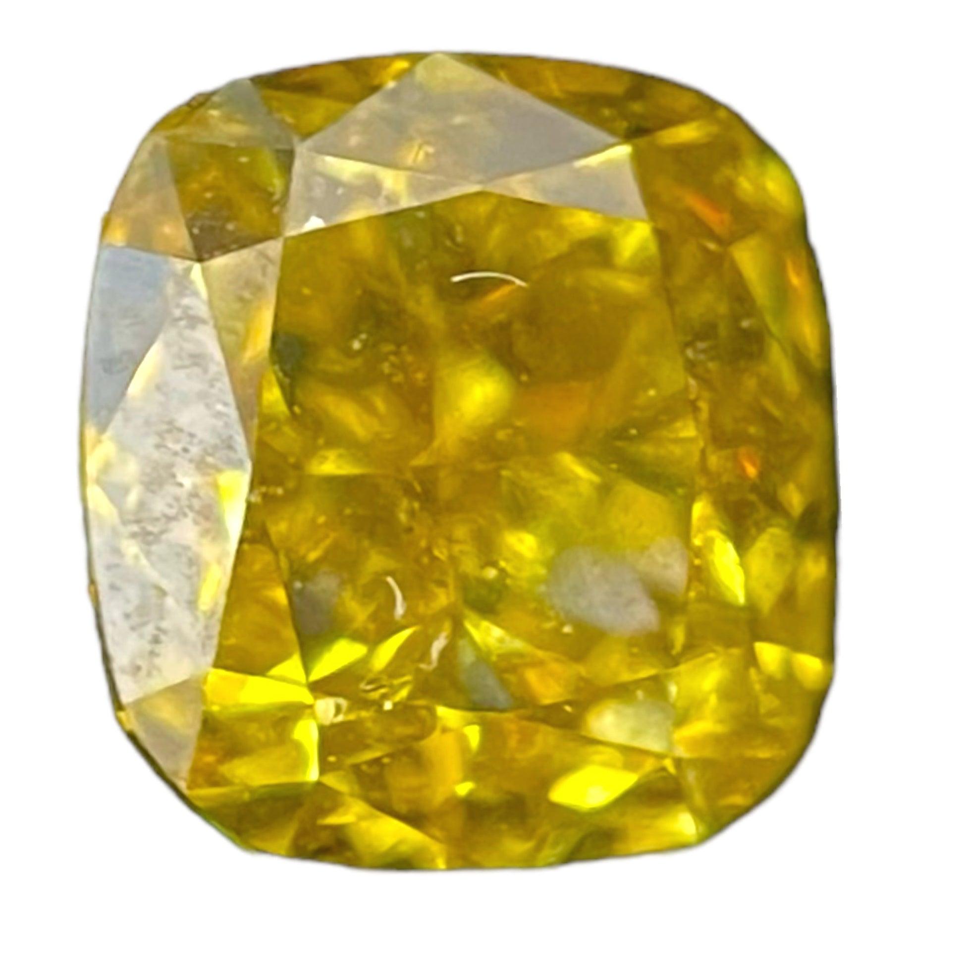 Taglio cuscino 0,58 Carati Cuscino Brillante Certificato GIA Fanyc Giallo Arancione Profondo Si1 Chiarezza in vendita