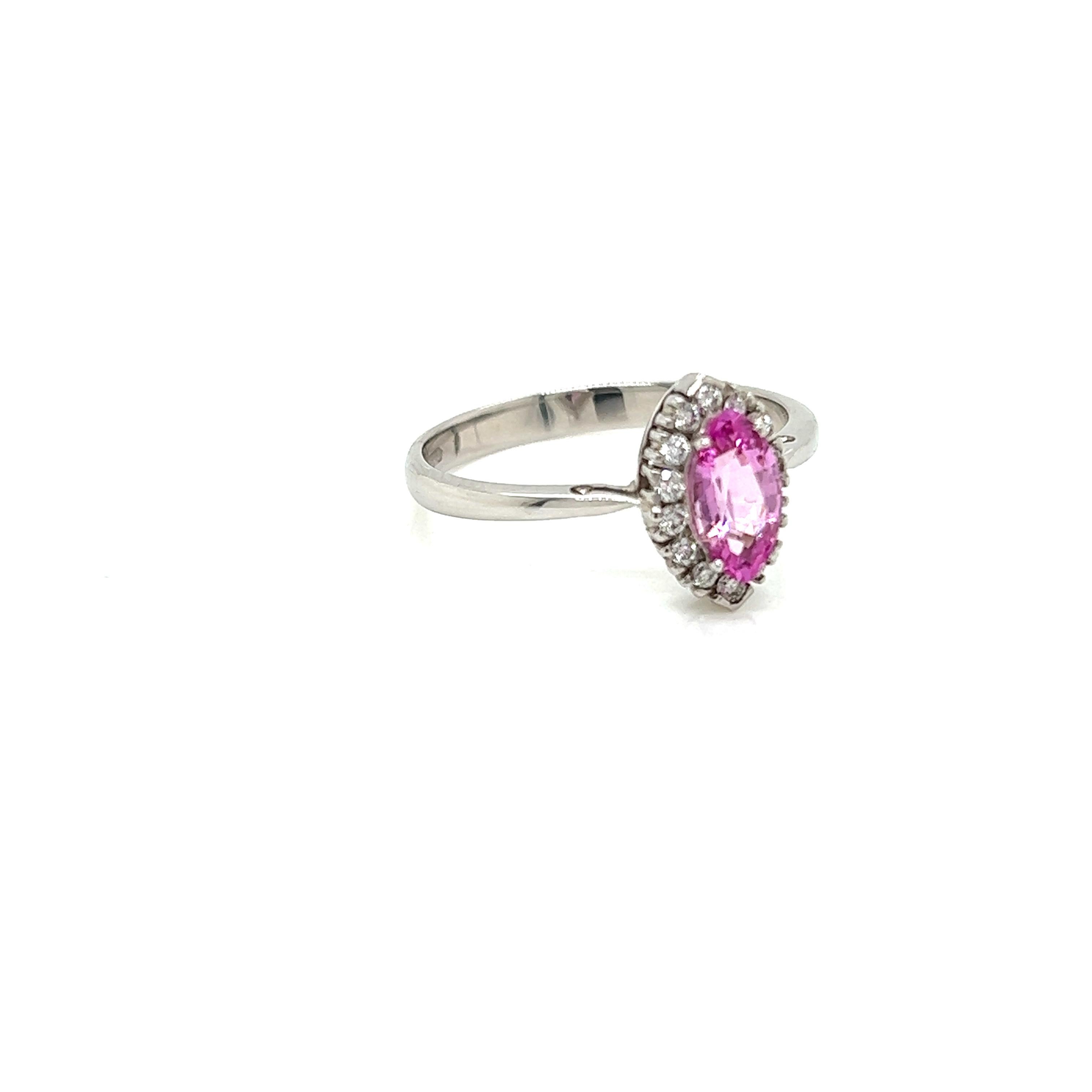 0.58 Carat Marquise cut Pink Sapphire and Diamond Ring in 18K White Gold In New Condition For Sale In London, GB