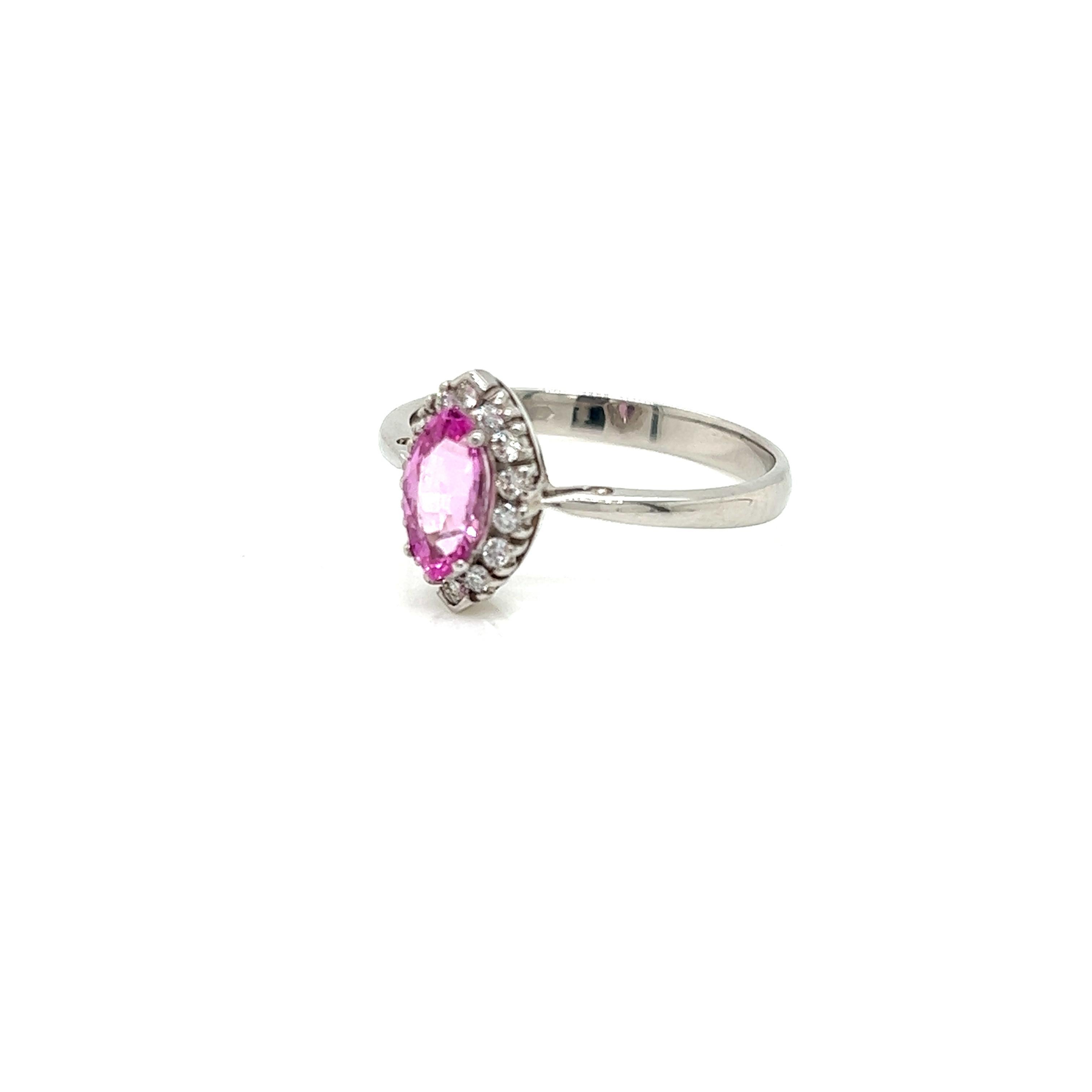 0.58 Carat Marquise cut Pink Sapphire and Diamond Ring in 18K White Gold In New Condition For Sale In London, GB