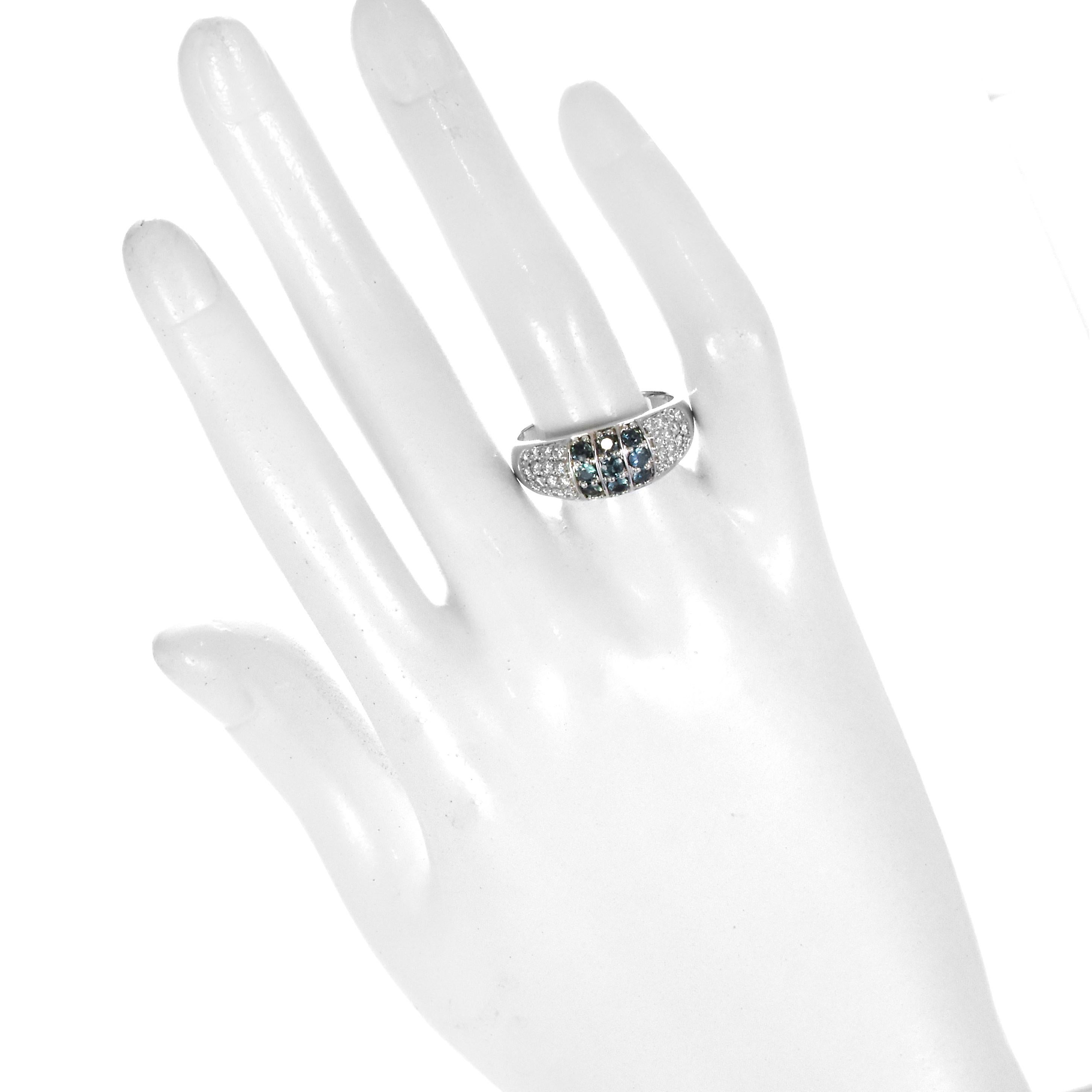 0,58 Karat natürlicher Alexandrit und Diamantring aus 18 Karat Weißgold im Angebot 1