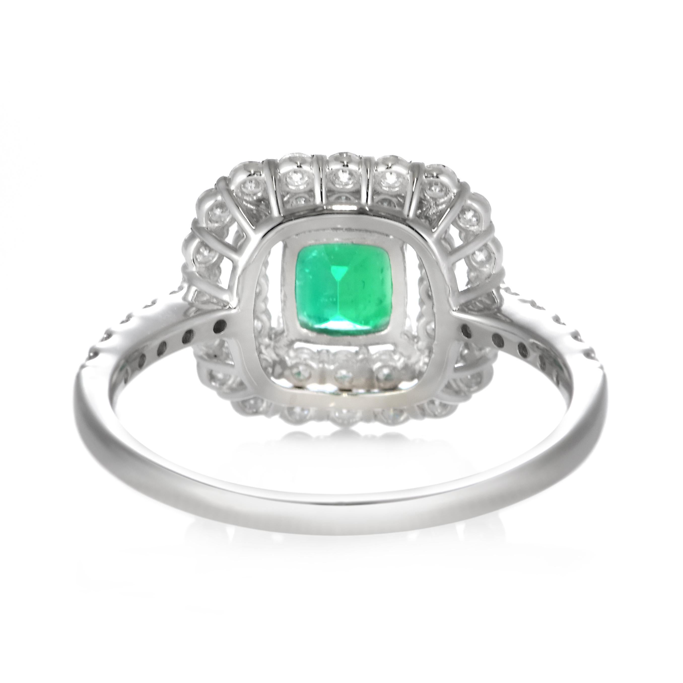 Anillo de Esmeralda Colombiana Natural y Diamante en Platino de 0.58 Quilates en venta 2