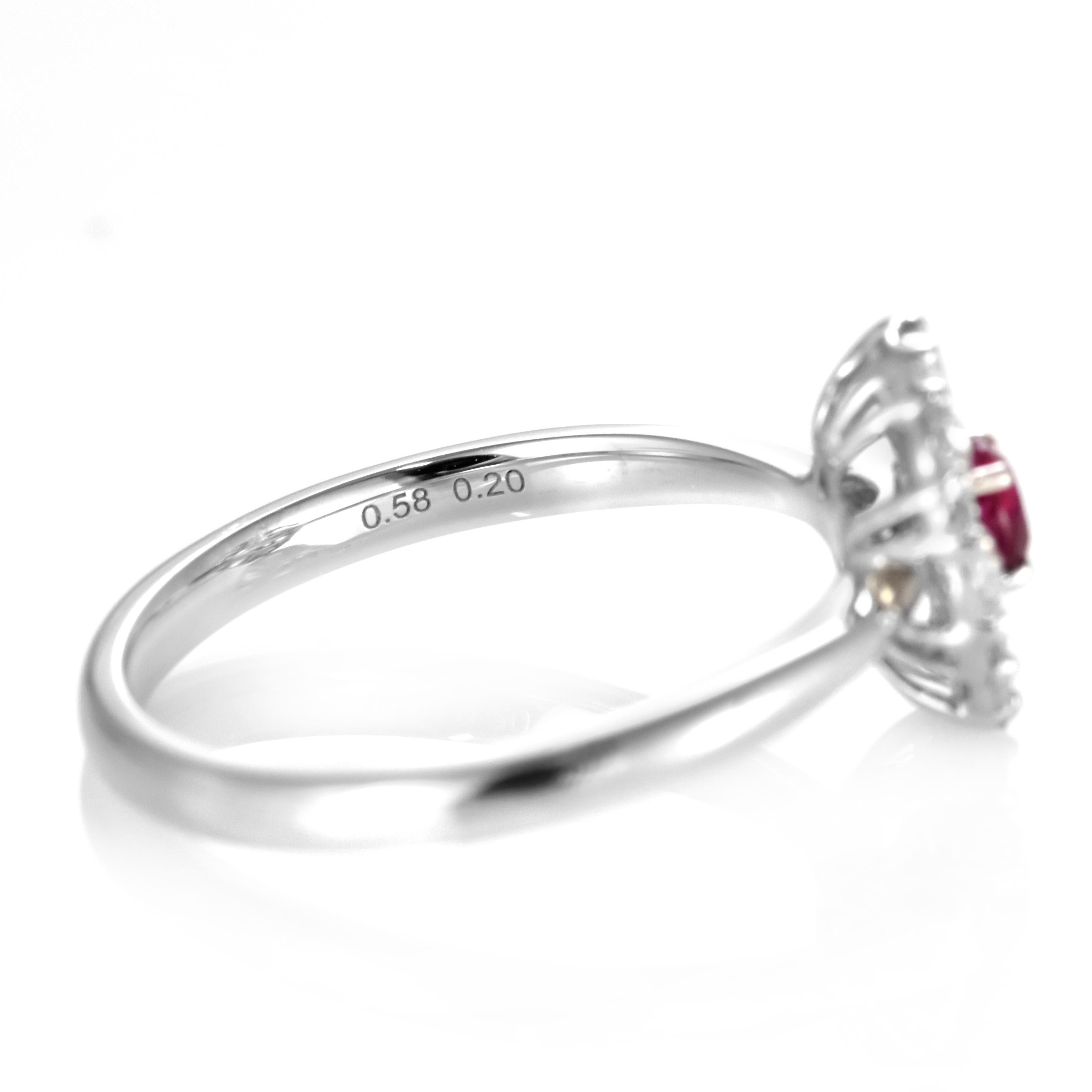 0.58 Carat Natural Ruby and Rose-Cut Diamonds Ring Made in 18 Karat White Gold im Angebot 6