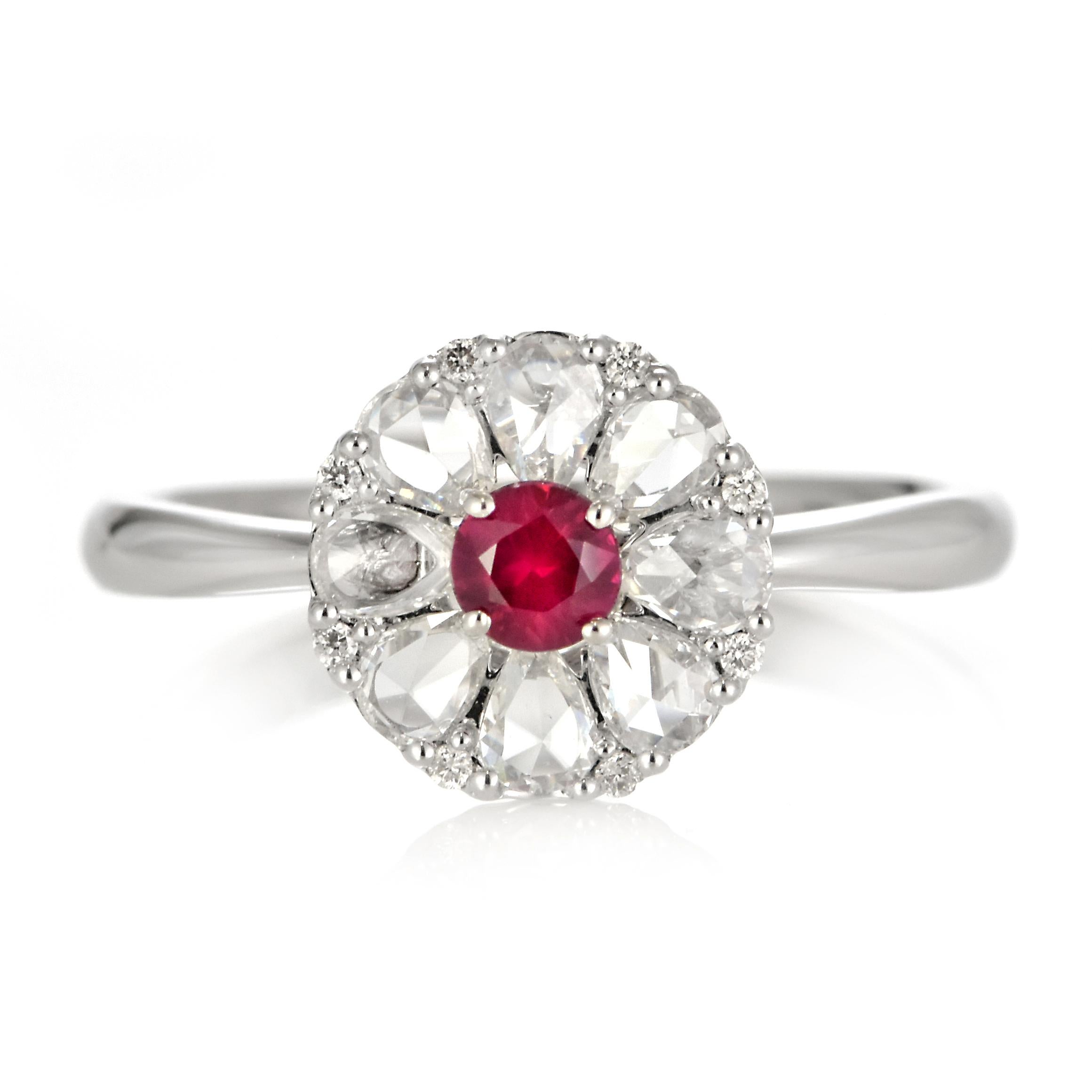 0.58 Carat Natural Ruby and Rose-Cut Diamonds Ring Made in 18 Karat White Gold im Zustand „Neu“ im Angebot in Tokyo, JP