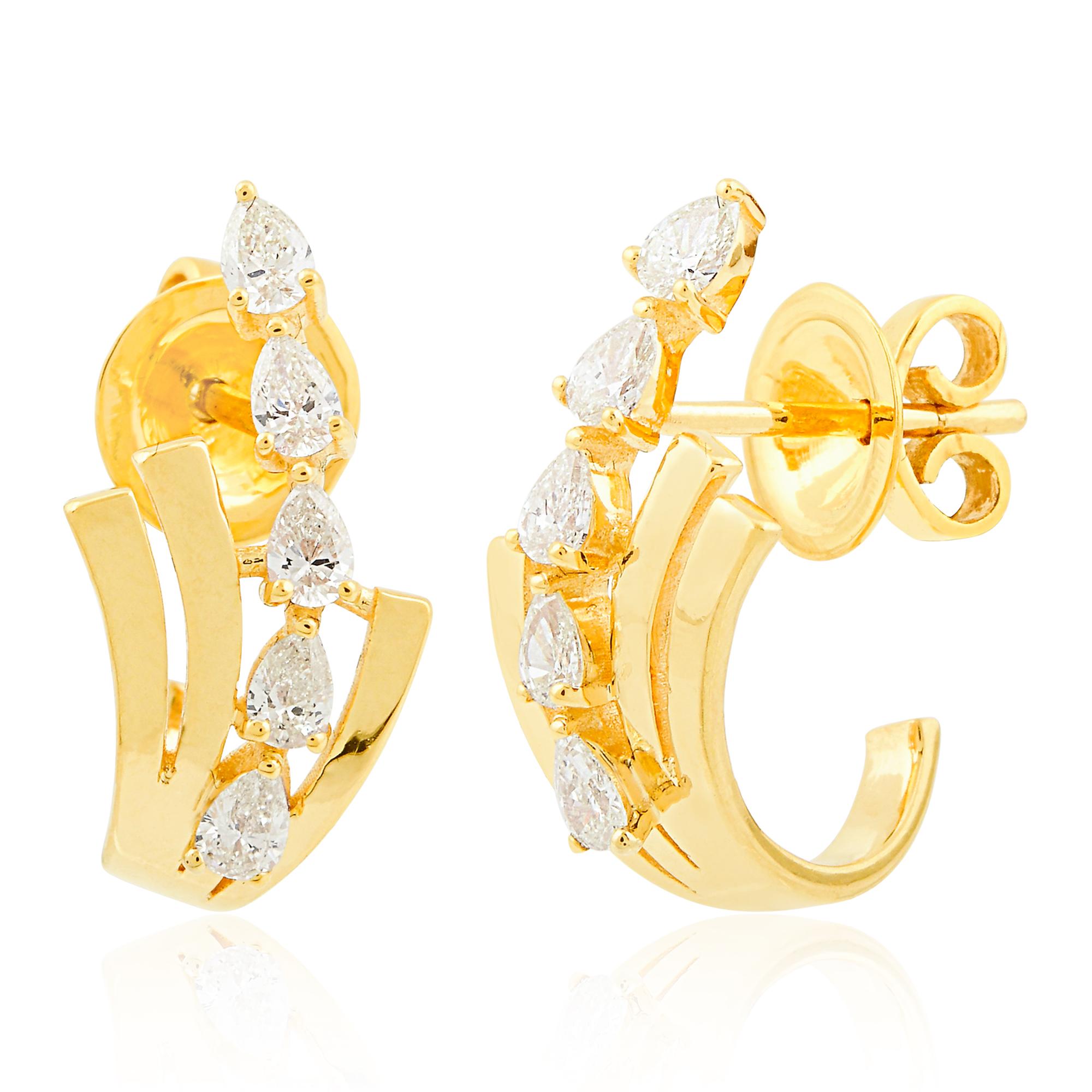Código del Artículo :- SEE-1082H
Peso bruto :- 4.53 gm
Oro Amarillo 18k Peso :- 4.41 gm
Peso del diamante :- 0.58 qt. ( CLARIDAD MEDIA DEL DIAMANTE SI1-SI2 Y COLOR H-I )
Tamaño de los pendientes :- 20 mm aprox.
✦ Talla
.....................
Podemos