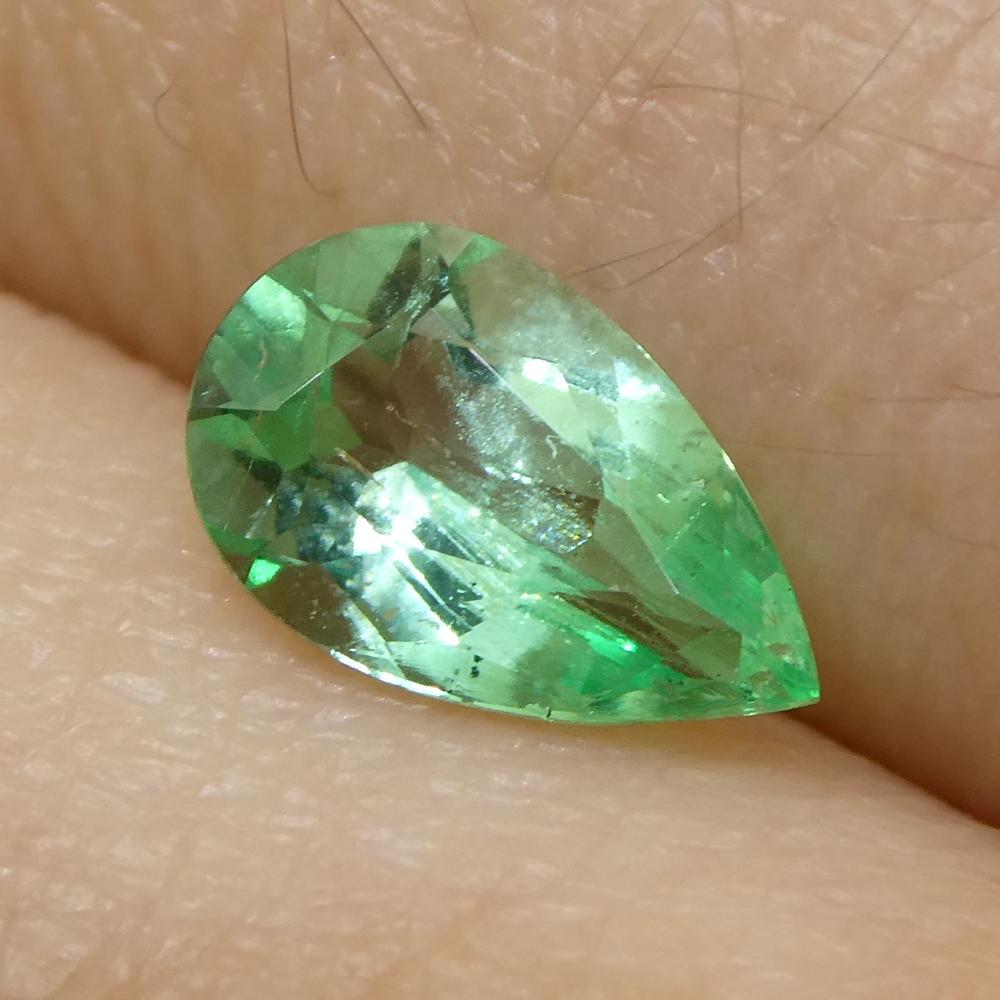 Pear Cut 0.58ct Pear Green Emerald from Colombia For Sale