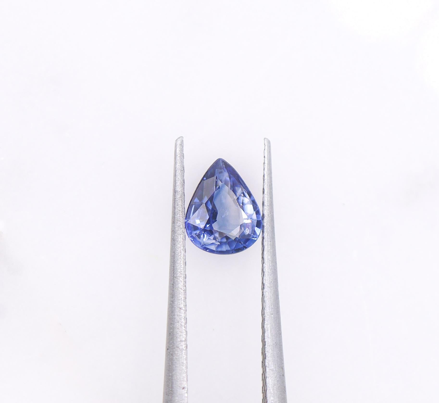 Taille poire Saphir de Ceylan 0,59 carat, pierre précieuse non sertie en forme de poire 6 x 5 mm en vente