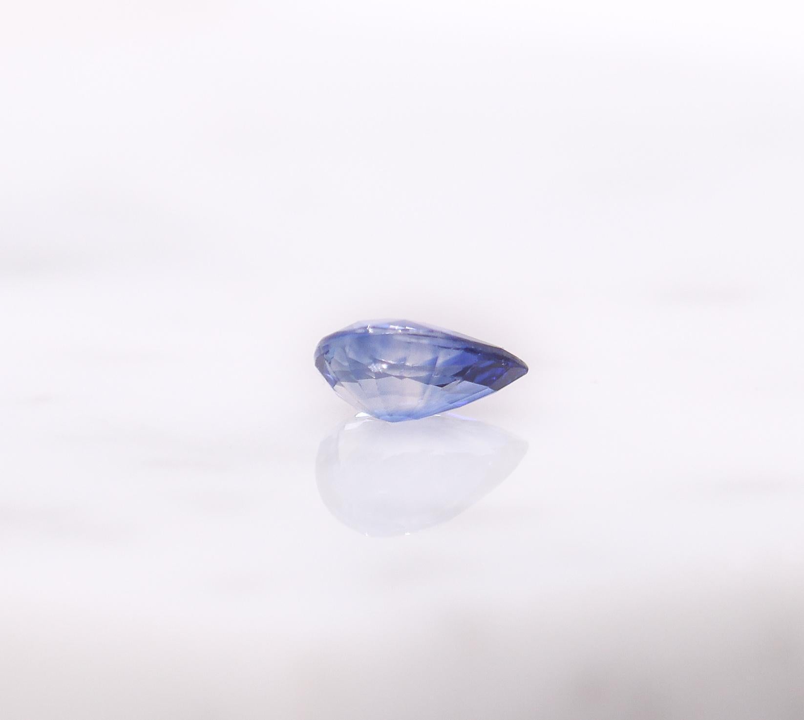 Saphir de Ceylan 0,59 carat, pierre précieuse non sertie en forme de poire 6 x 5 mm en vente 2