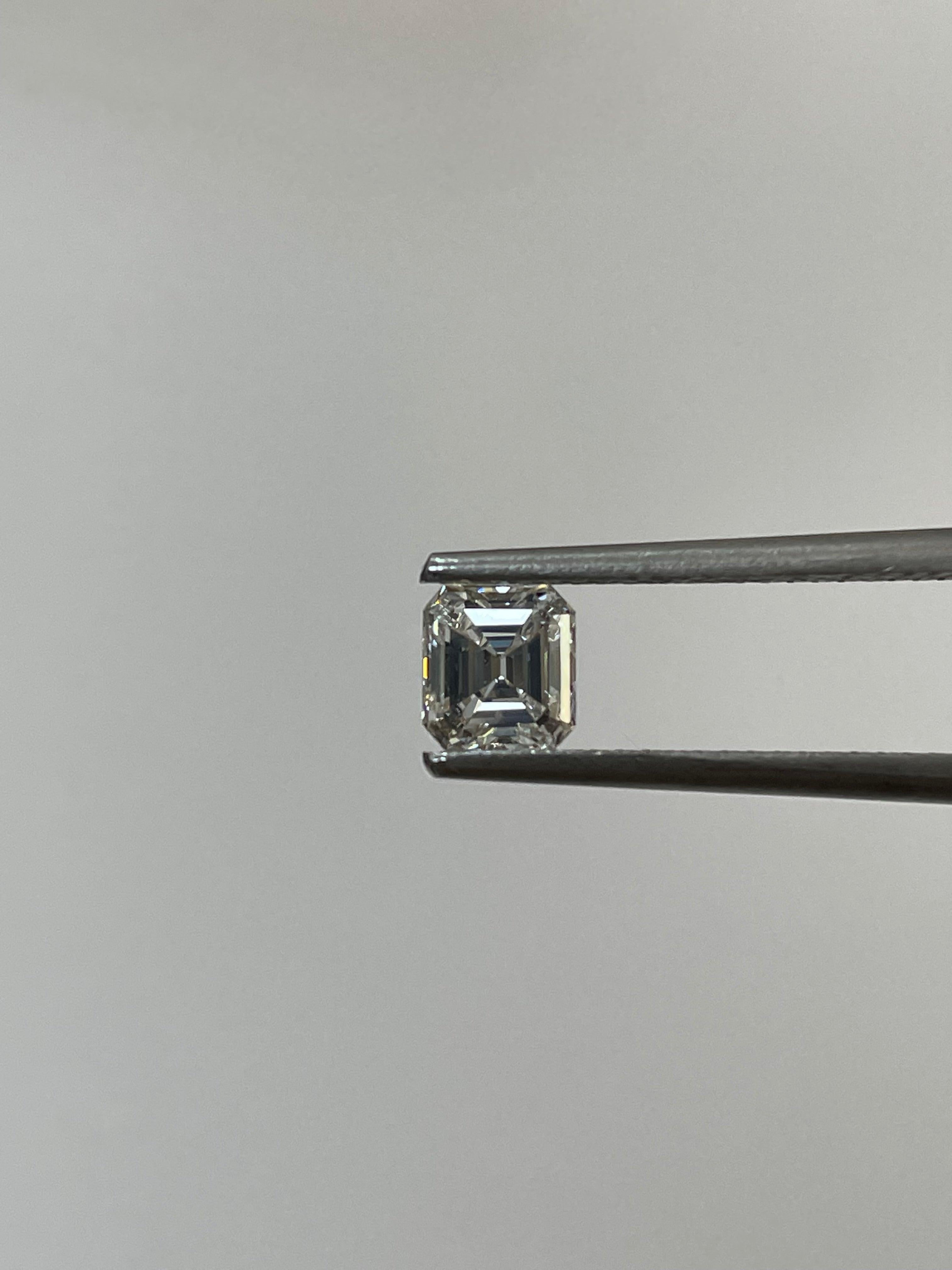 ITEM DESCRIPTION
ID #:
NY56718
Stone Shape:
EMERALD CUT
Diamond Weight:
0.59ct
Clarity:
VS1
Color:
E
Cut:
Excellent
Measurements:
5.05 x 4.66 x 2.98 mm
Depth %:
63.9%
Table %:
68%
Symmetry:
Good
Polish:
Good
Fluorescence:
None
Certifying