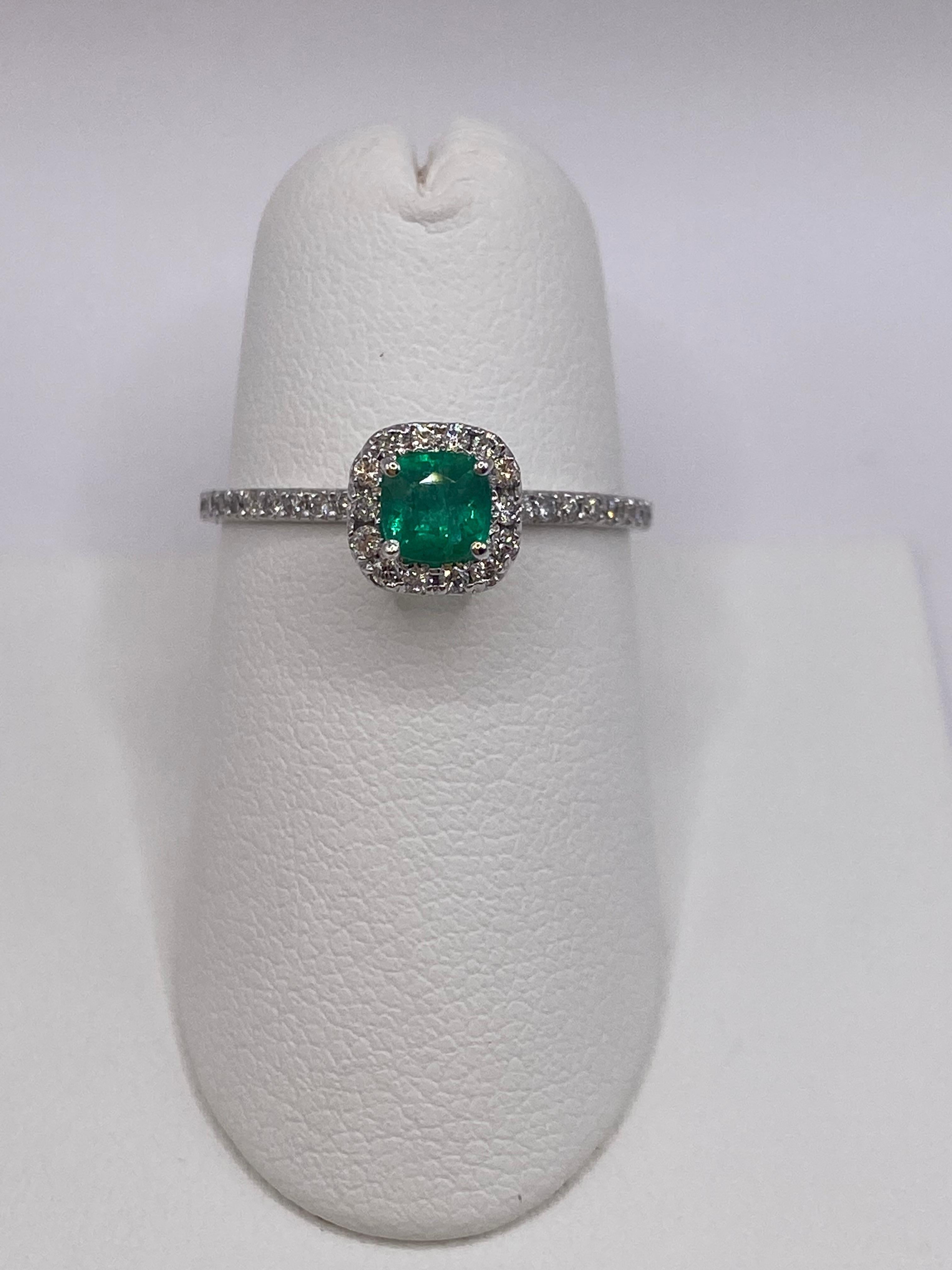0.59ctw Cushion Cut Emerald & Round Diamond Petite Ring in 14KT White Gold For Sale 1