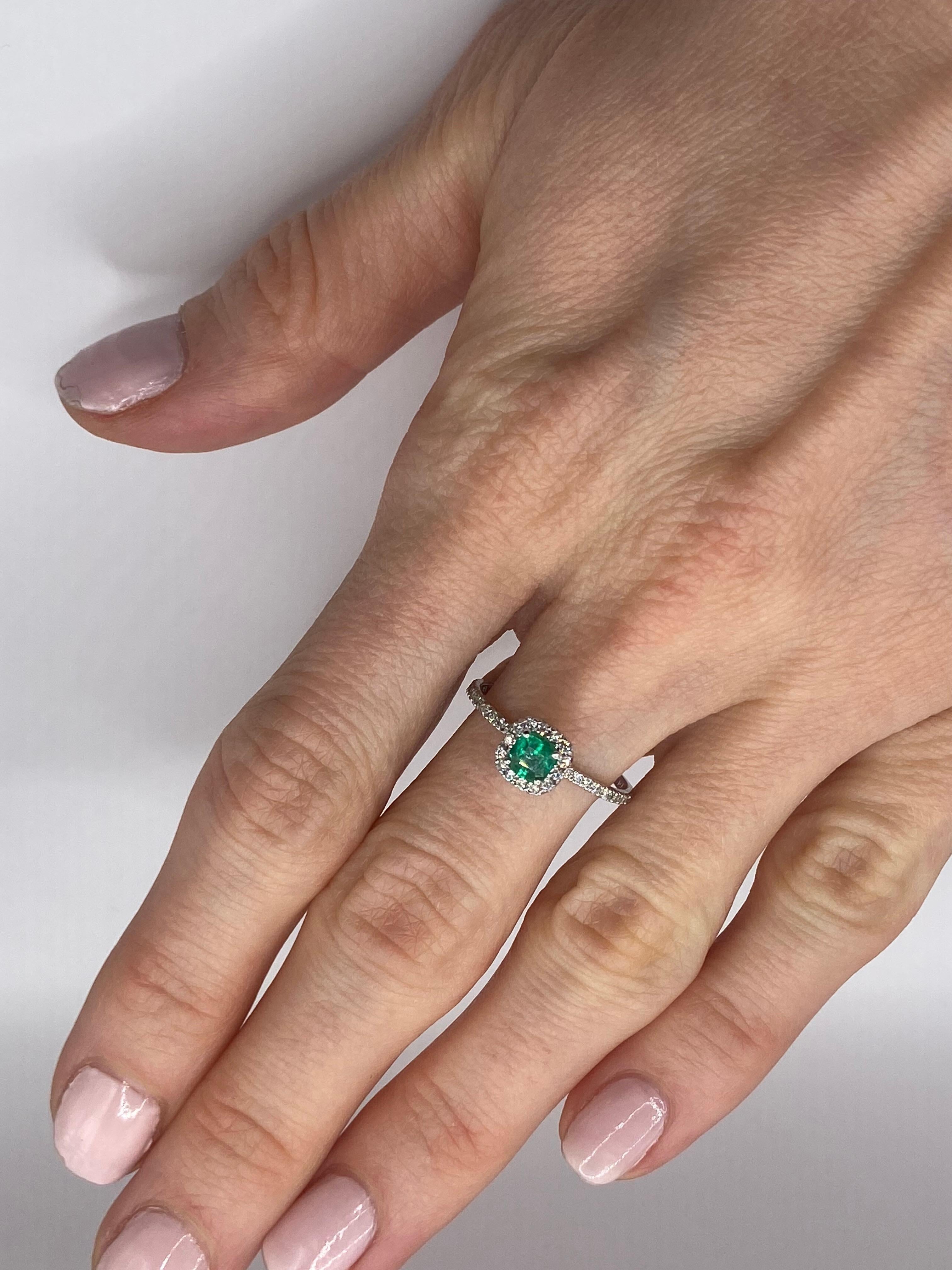 0.59ctw Cushion Cut Emerald & Round Diamond Petite Ring in 14KT White Gold For Sale 4