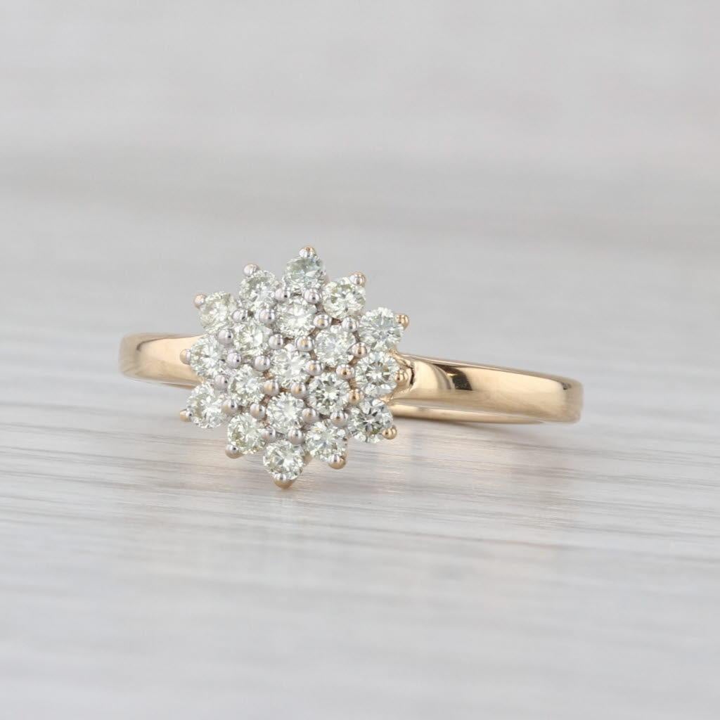 Anello a grappolo di diamanti da 0,59 carati in oro giallo 18k misura 8 COA Fidanzamento in vendita 1