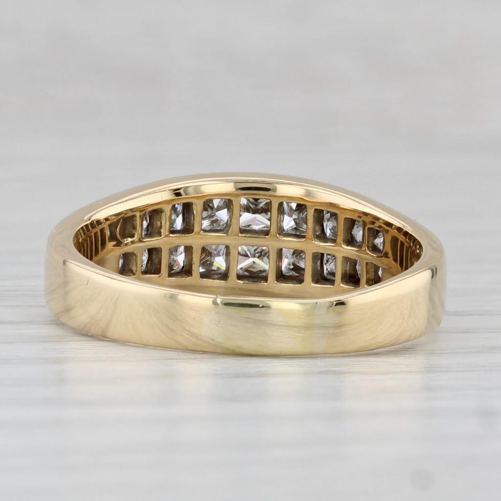 Taille princesse Alliance en or jaune 18 carats avec diamant 0,59 carat, taille 8,5 en vente