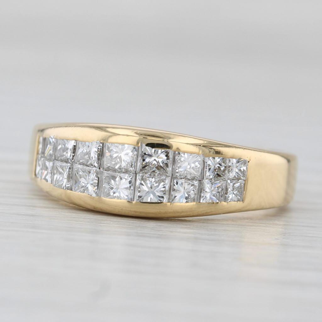 Alliance en or jaune 18 carats avec diamant 0,59 carat, taille 8,5 Unisexe en vente