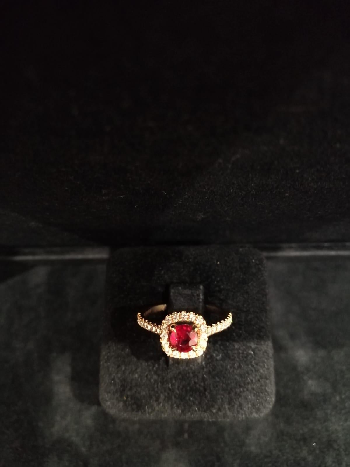 0.6 Carat Round Brilliant Ruby and Diamond Ring in 18K Rose Gold For Sale 3