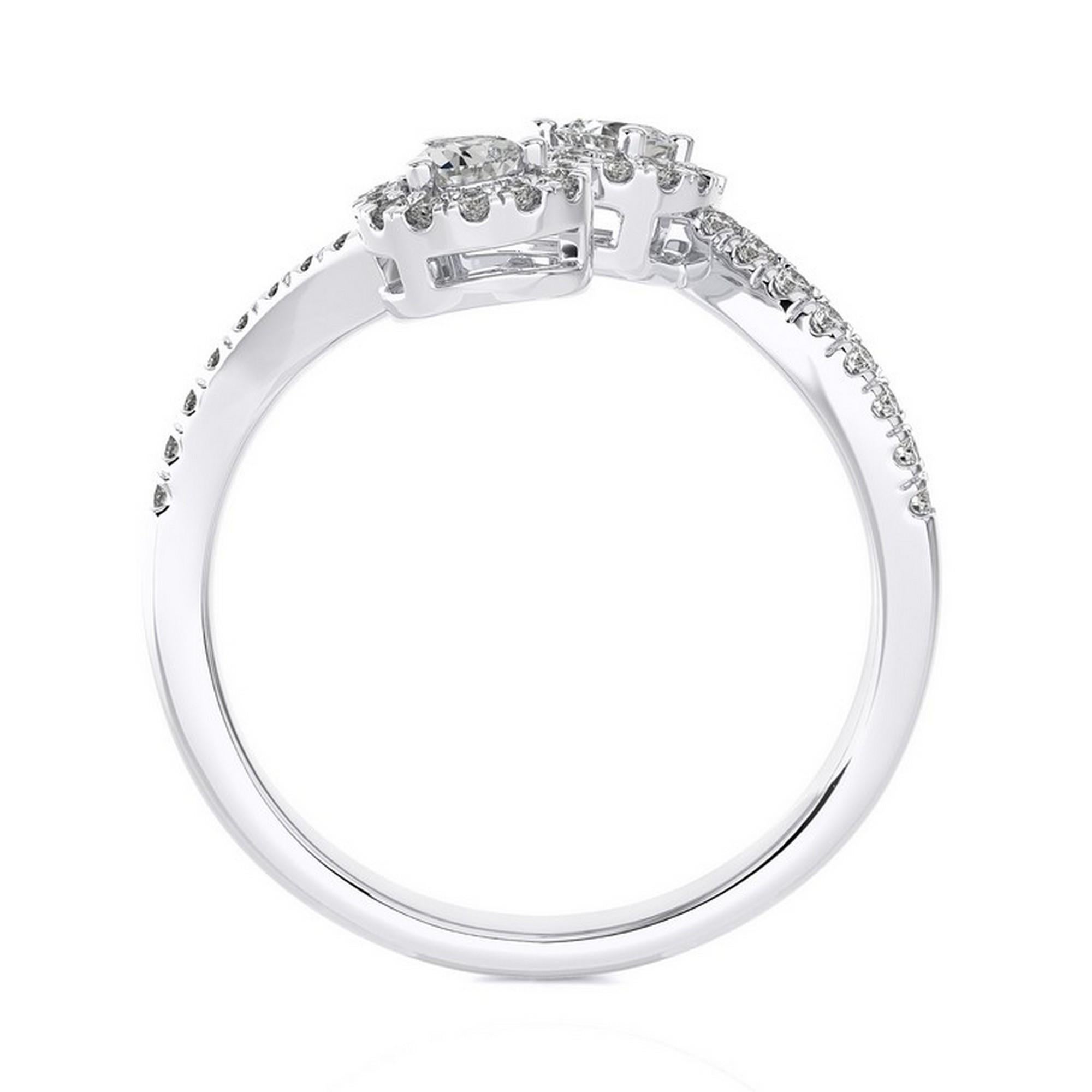 Modern 0.6 CTW Round Diamonds 14K White Gold Classic Collection Tear Drop Finger Ring For Sale