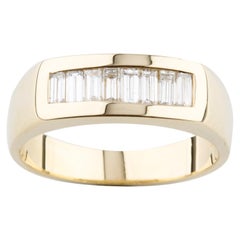 0.60 Carat Baguette Diamond Plaque Ring in Yellow Gold