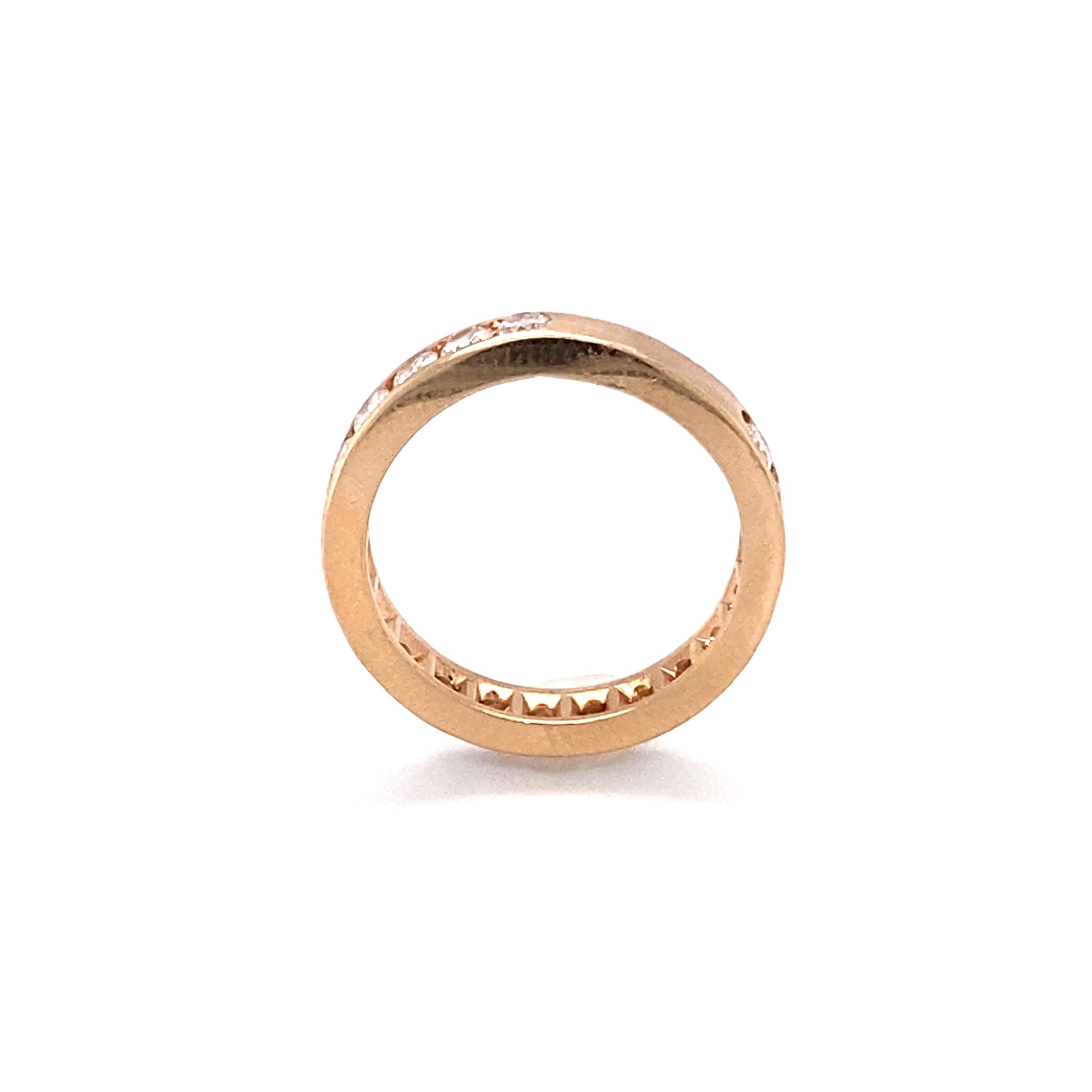 Round Cut 0.60 Carat Diamond Band Ring in 18 Karat Yellow Gold