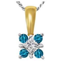 Colgante de Diamante y Diamante Azul de 0,60 quilates en Oro de 14k
