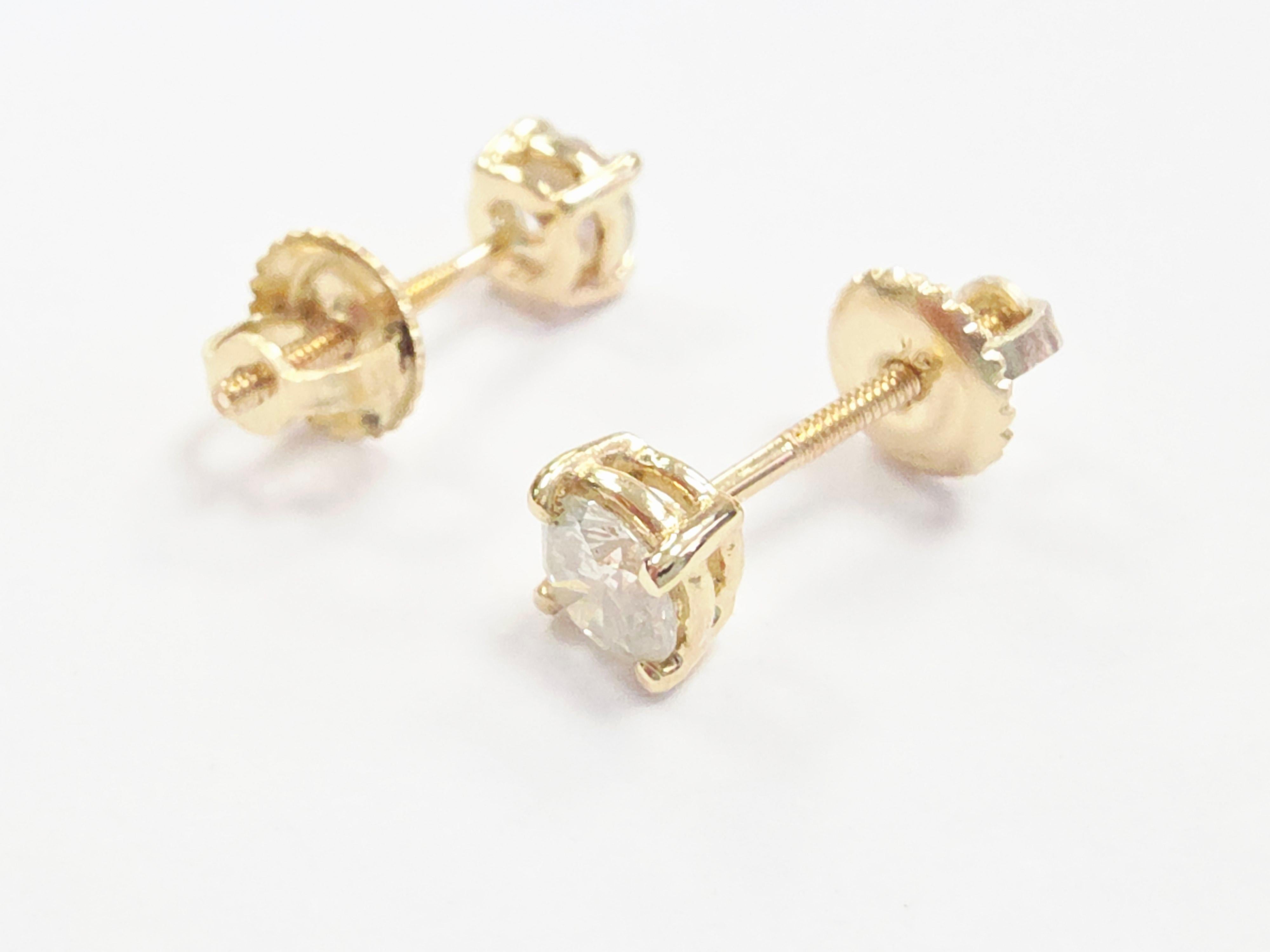 0,60 Carati Nature Brilliante Rotondo Borchie di Diamante Oro Giallo 14 Carati in vendita 1