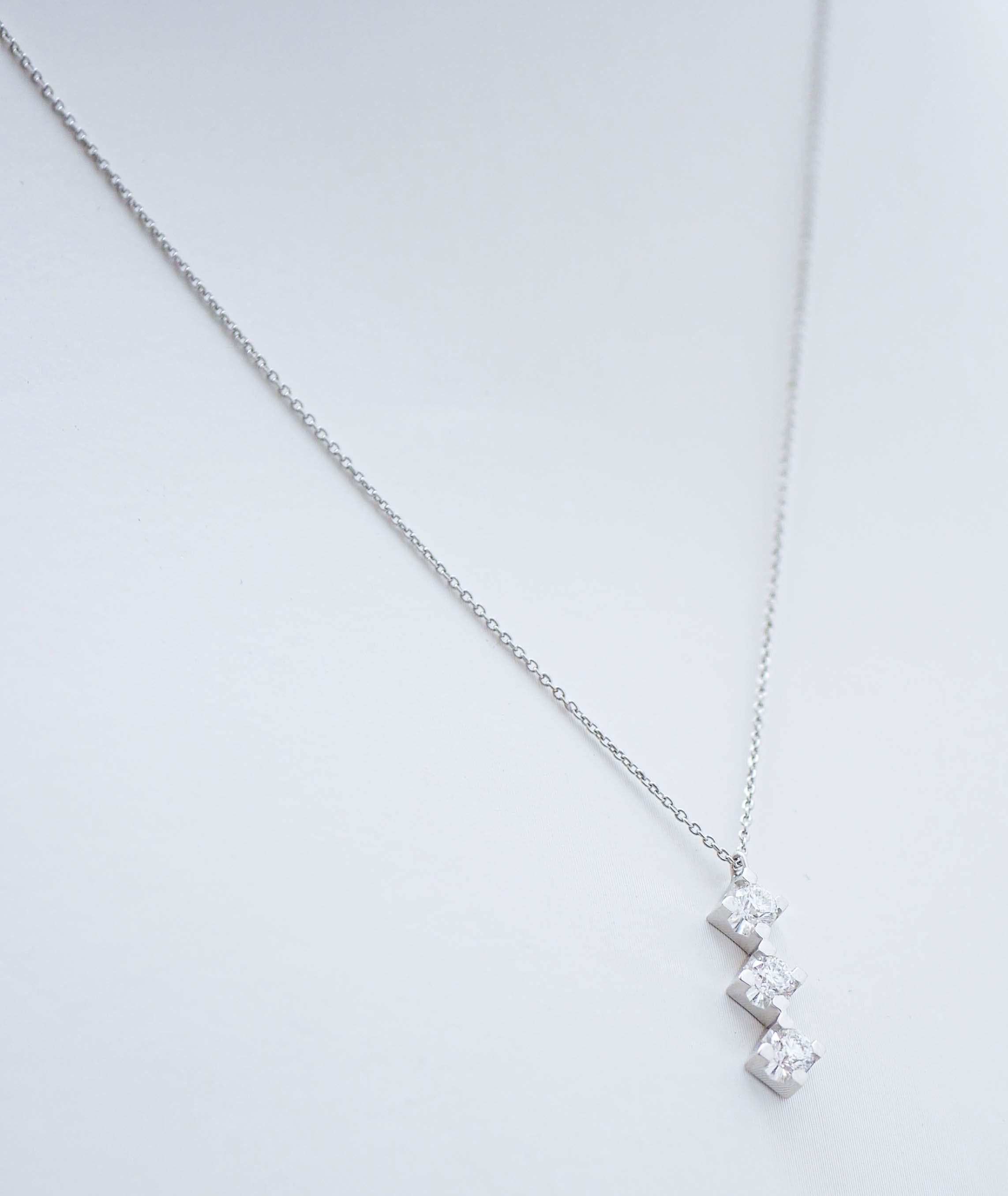 Modern 0.60 Carats Diamonds, 18 Karat White Gold Pendant Necklace. For Sale