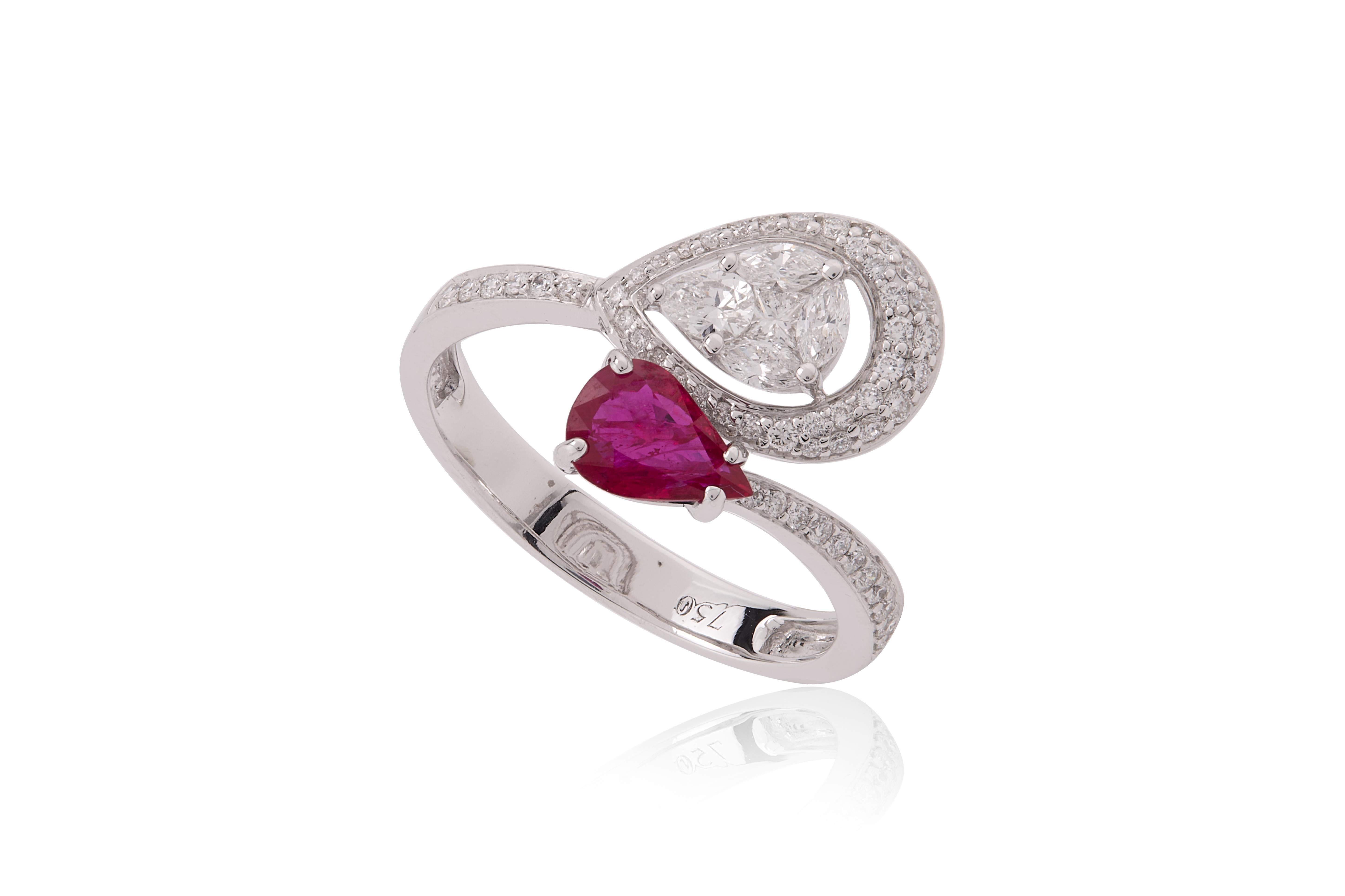 Anello con rubino 0,60 a forma di pera e diamante in oro 18 carati in vendita 1
