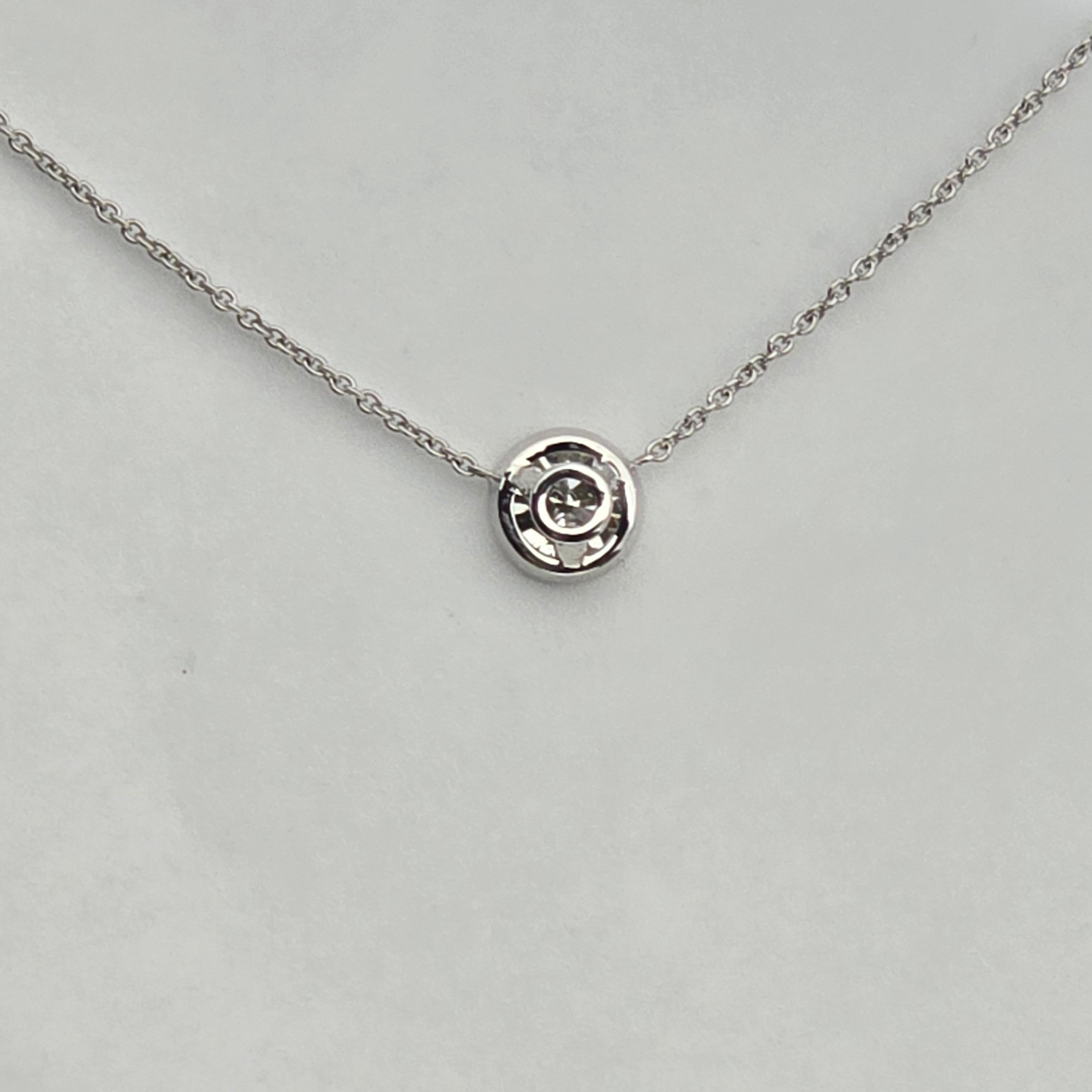 0,60ct Bezel Set Diamant-Anhänger Halskette 14KT im Angebot 4