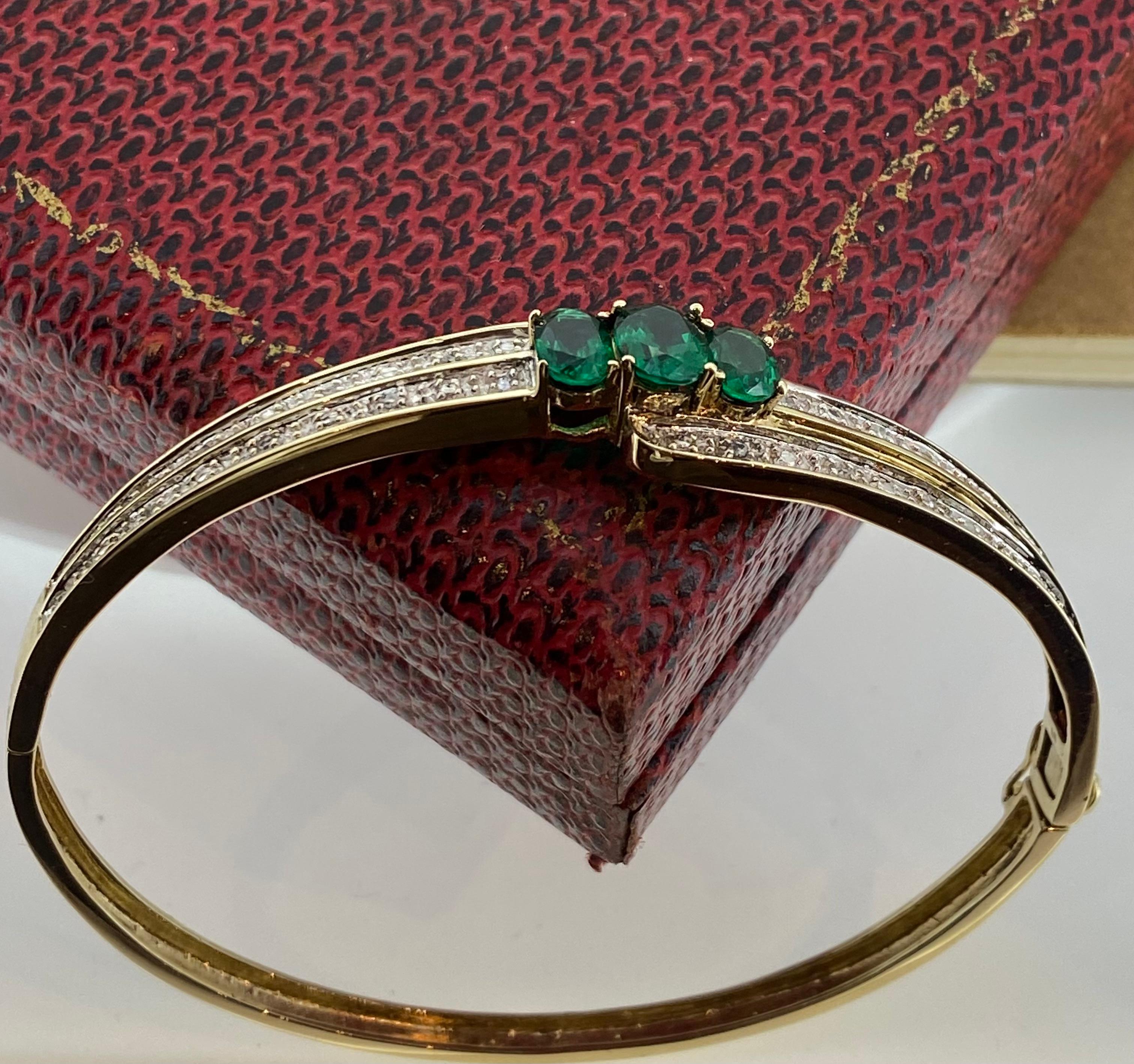 Women's 0.60ct Diamond, 2.00ct Gilson Emerald, 9K Yellow Gold Vintage Bangle, 19cm -7.5