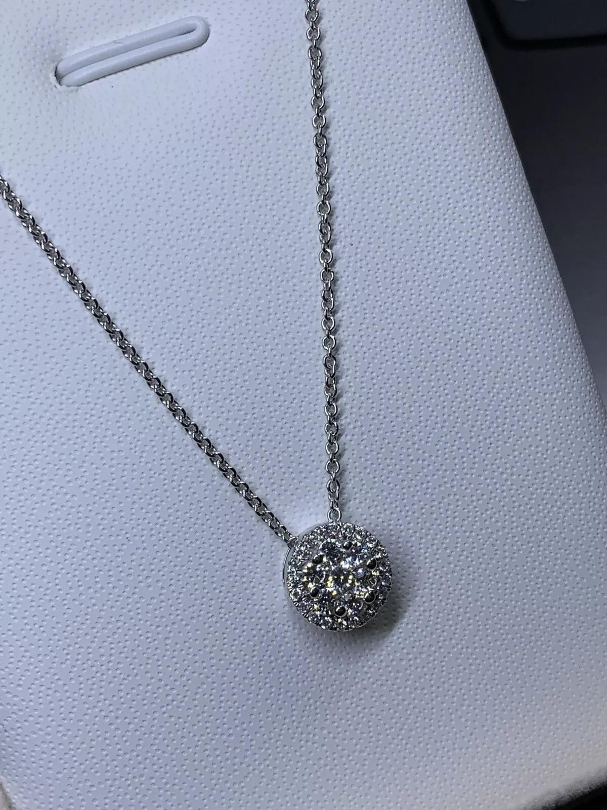Women's or Men's 0.60ct Diamond halo pendant necklace invisible in 18k white gold. For Sale