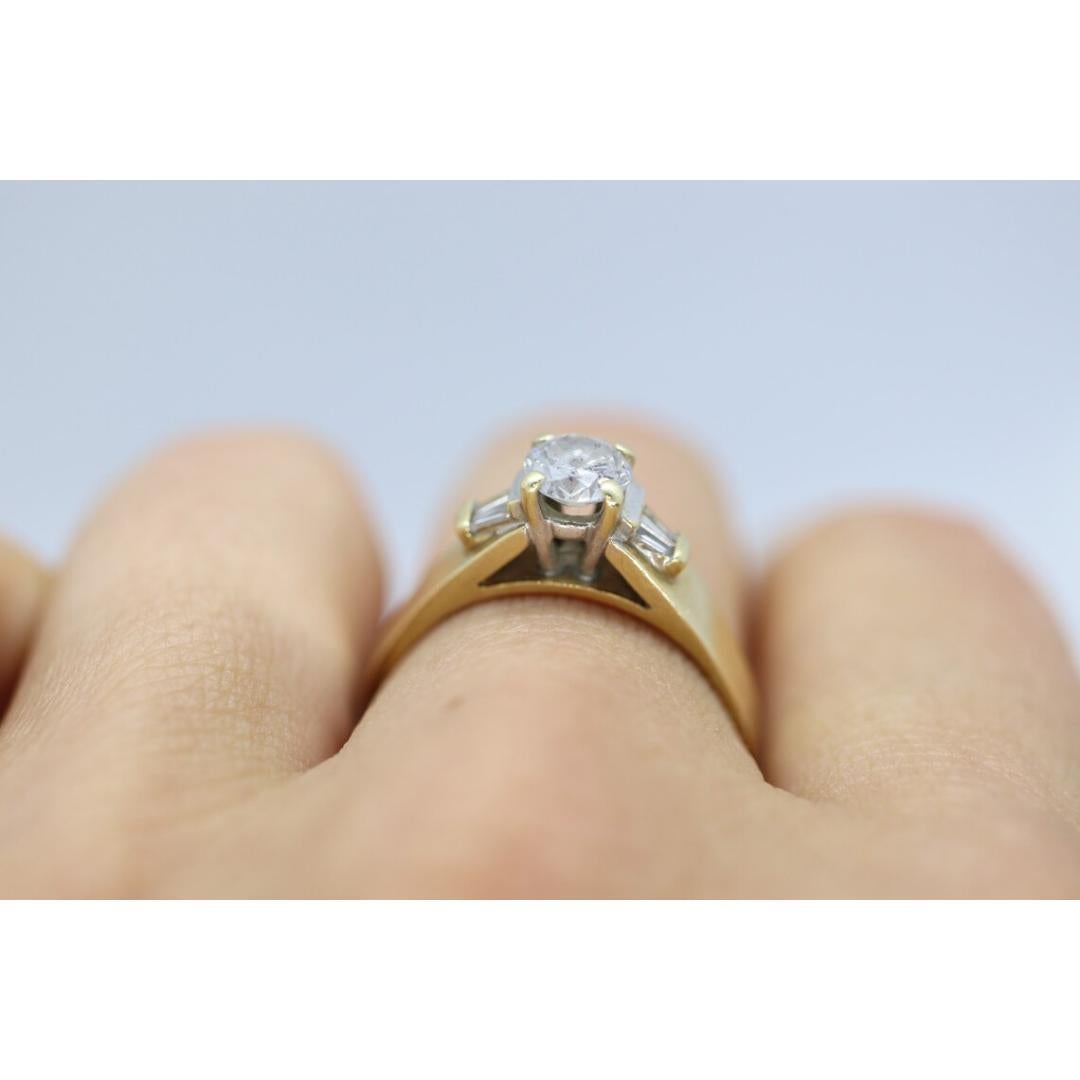 Baguette Cut 0.60ct Diamond Solitaire 14k ring with baguette accents. Wedding band Engagement For Sale