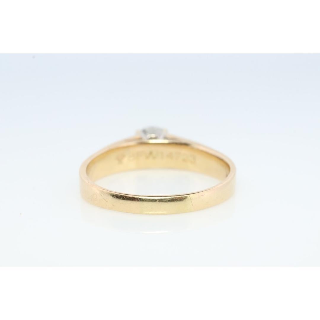 Women's 0.60ct Diamond Solitaire 14k ring with baguette accents. Wedding band Engagement For Sale