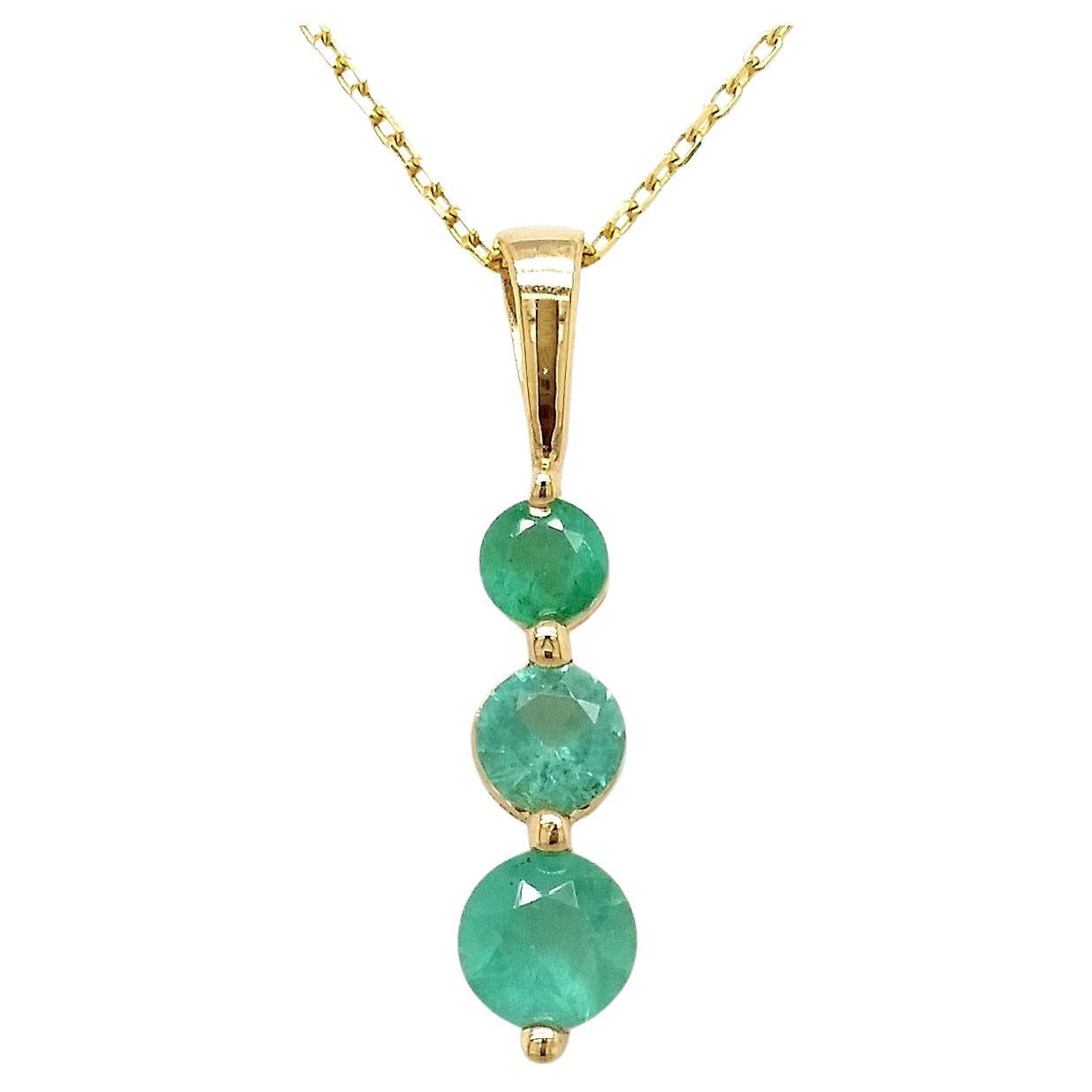 0.60ct Natural Emerald Three Stone Pendant 14K Yellow Gold For Sale at  1stDibs