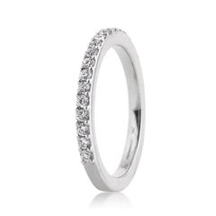 0.60ct Round Brilliant Cut Diamond Shared-Prong Wedding Band in Platinum