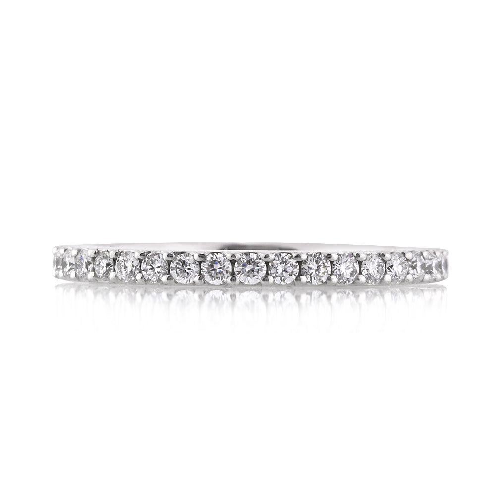 0.60ct Round Brilliant Cut Diamond Shared-Prong Wedding Band in Platinum For Sale